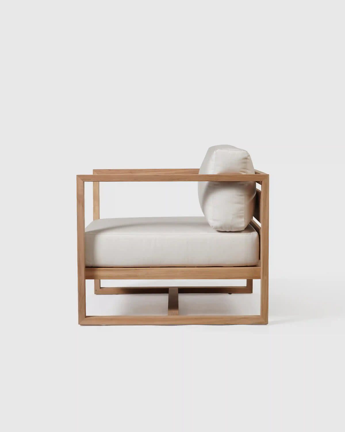 Linear Solid Teak Outdoor Lounge Chair