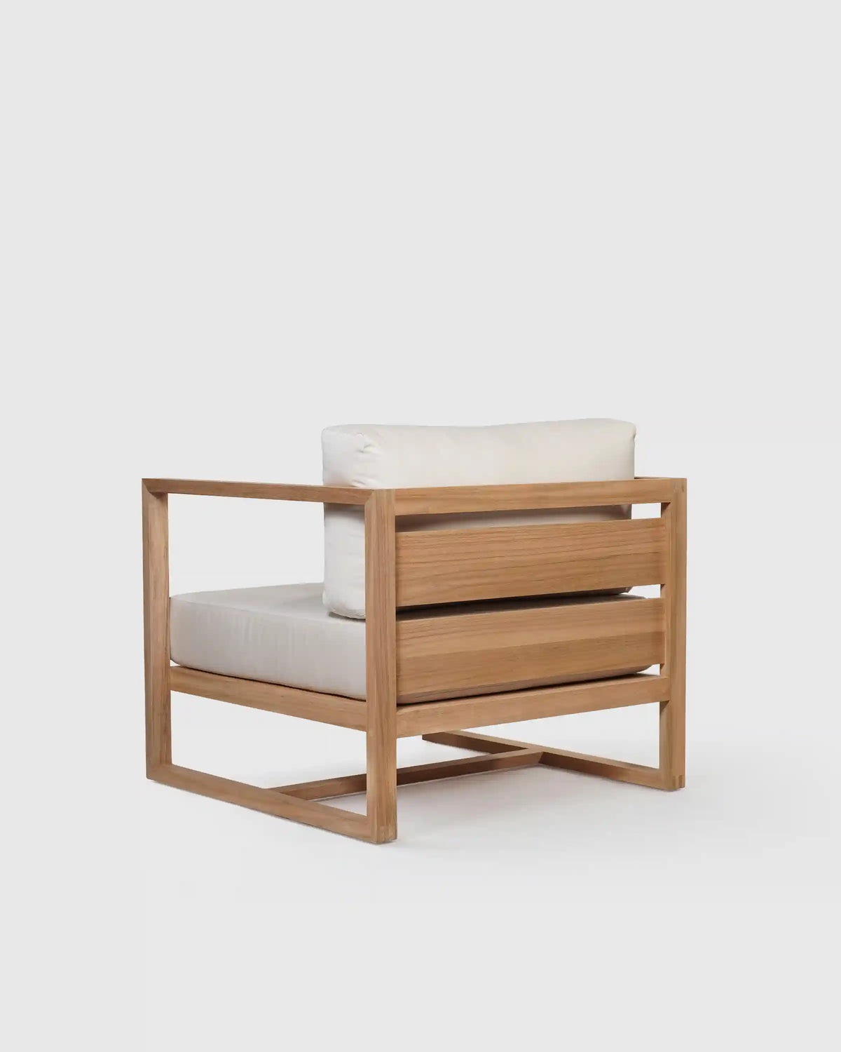 Linear Solid Teak Outdoor Lounge Chair