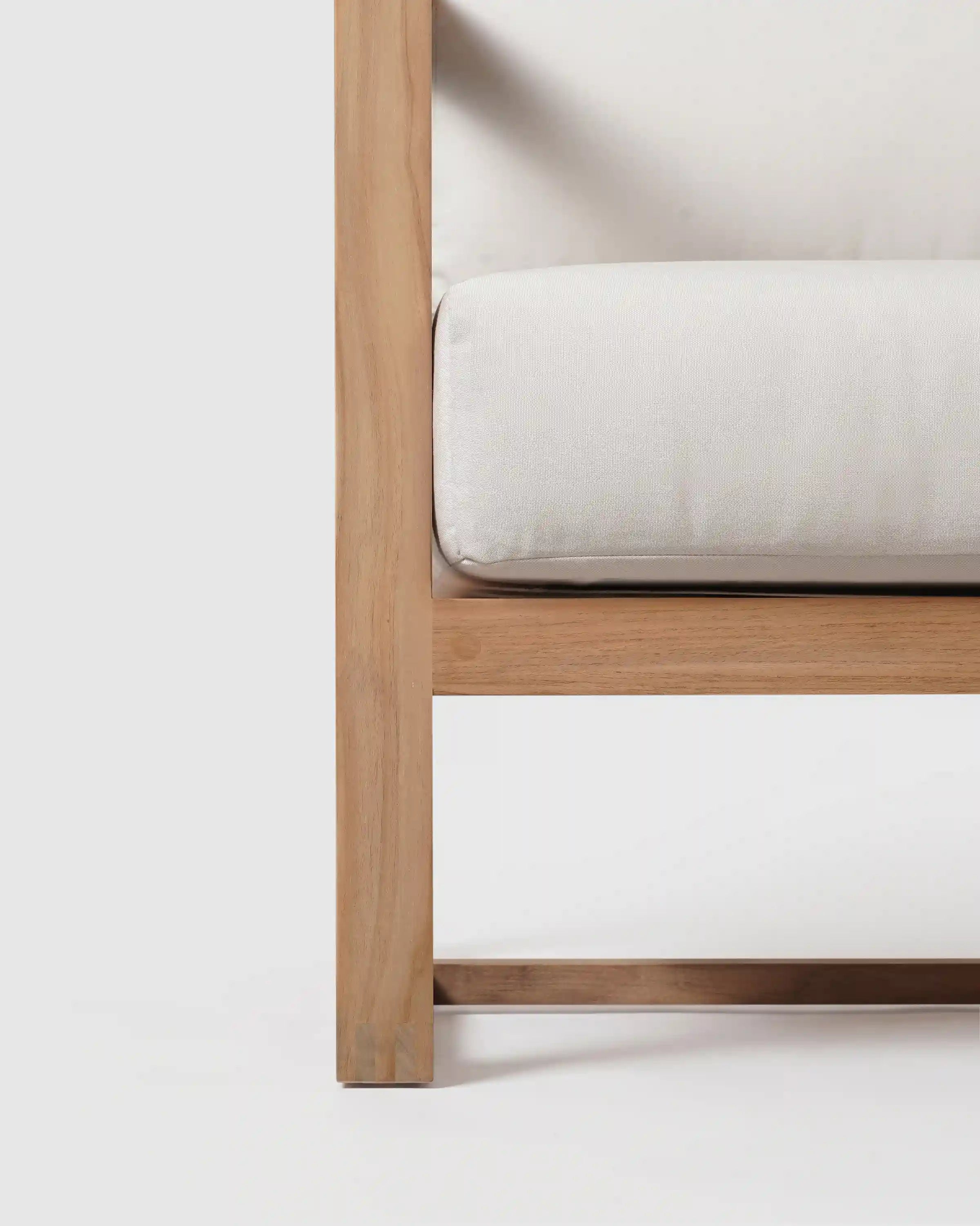 Linear Solid Teak Outdoor Lounge Chair