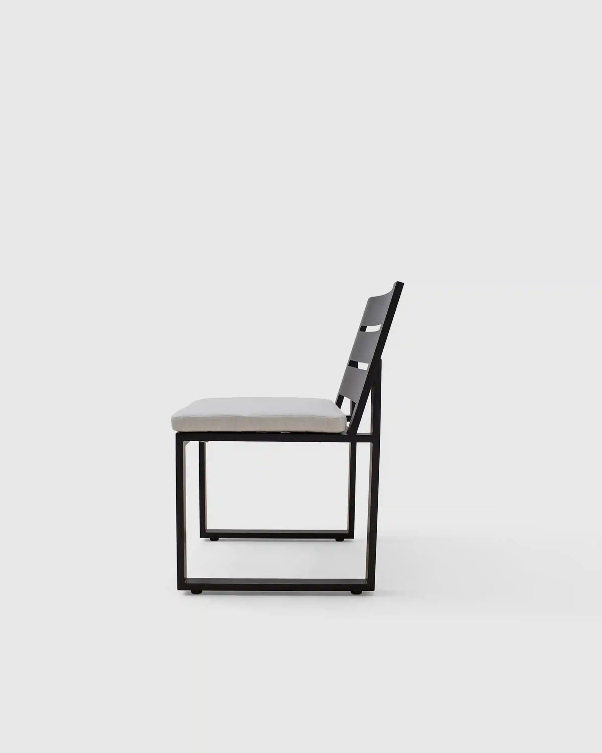 Linear Aluminum Outdoor Dining Side Chair (Set of 2)