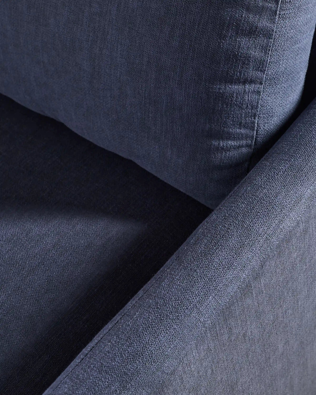 Atlas Midcentury Sofa in Performance Velvet