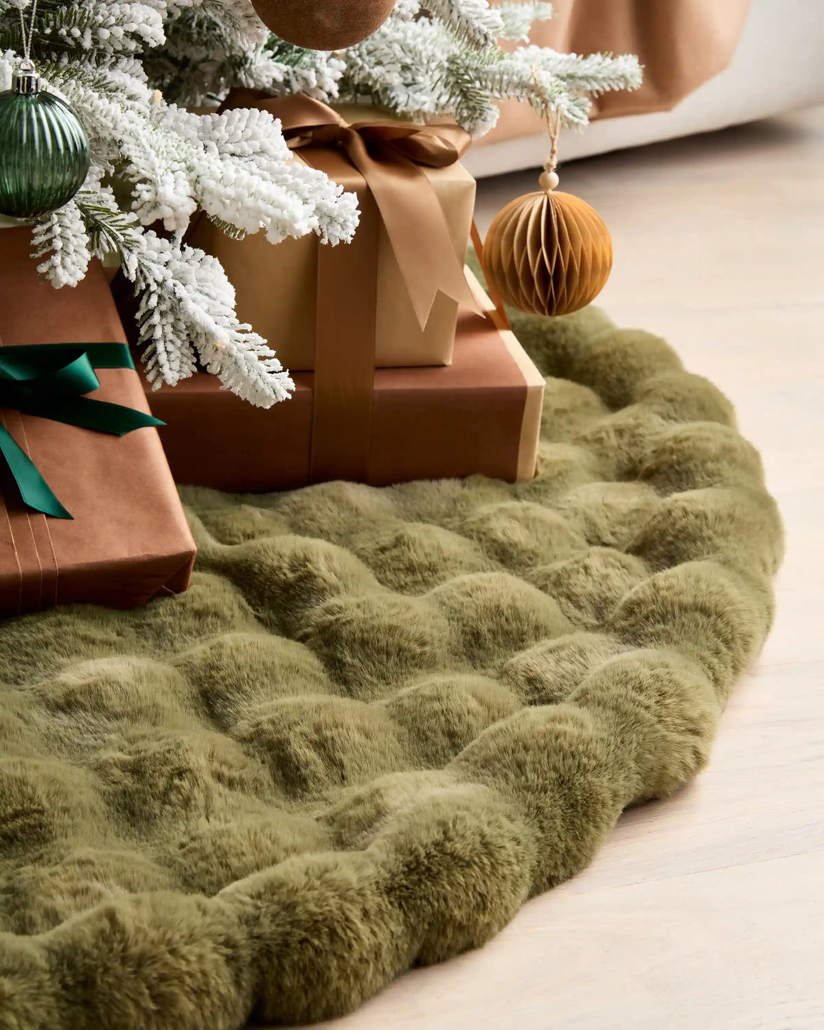 Faux Fur Tree Skirt
