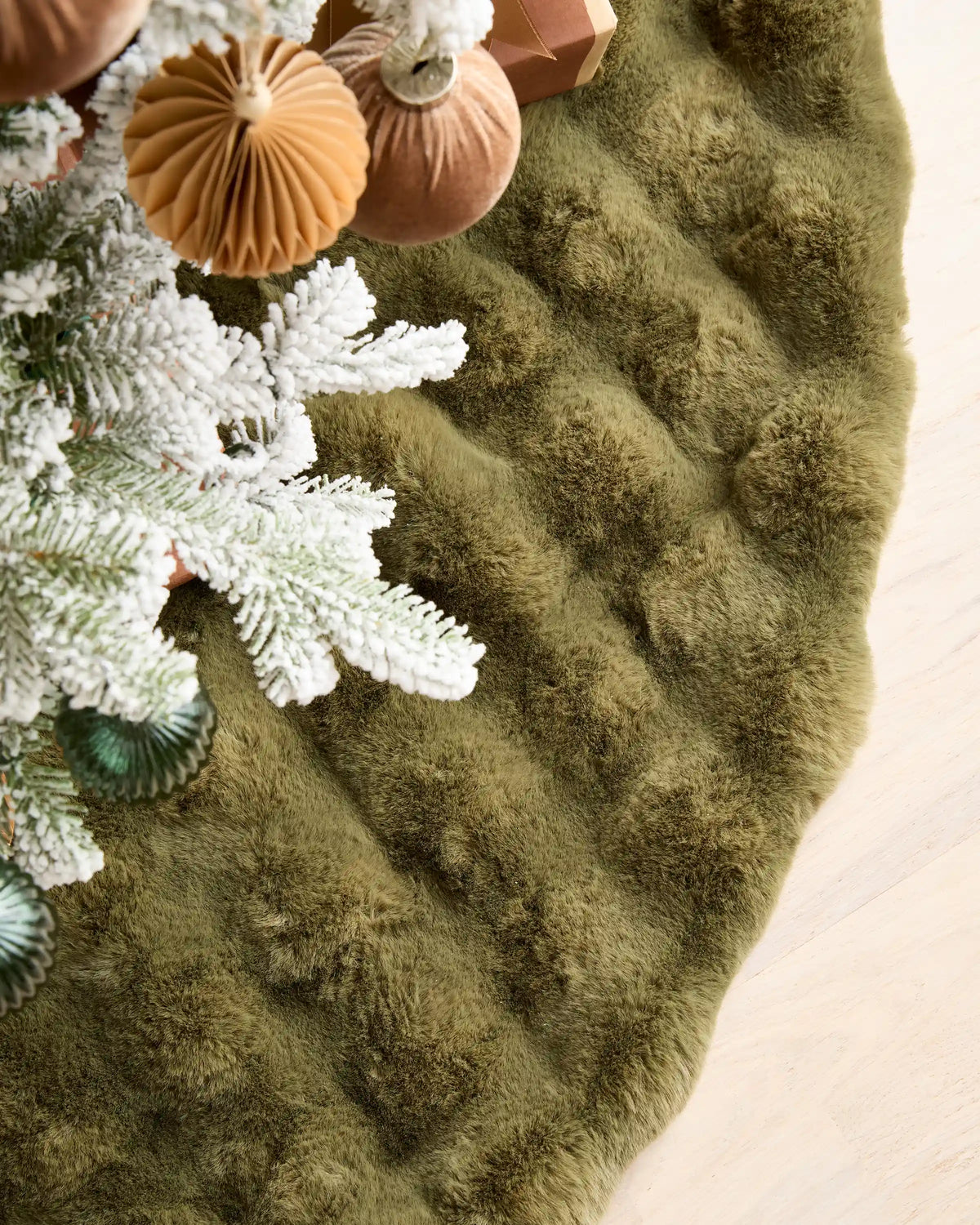 Faux Fur Tree Skirt