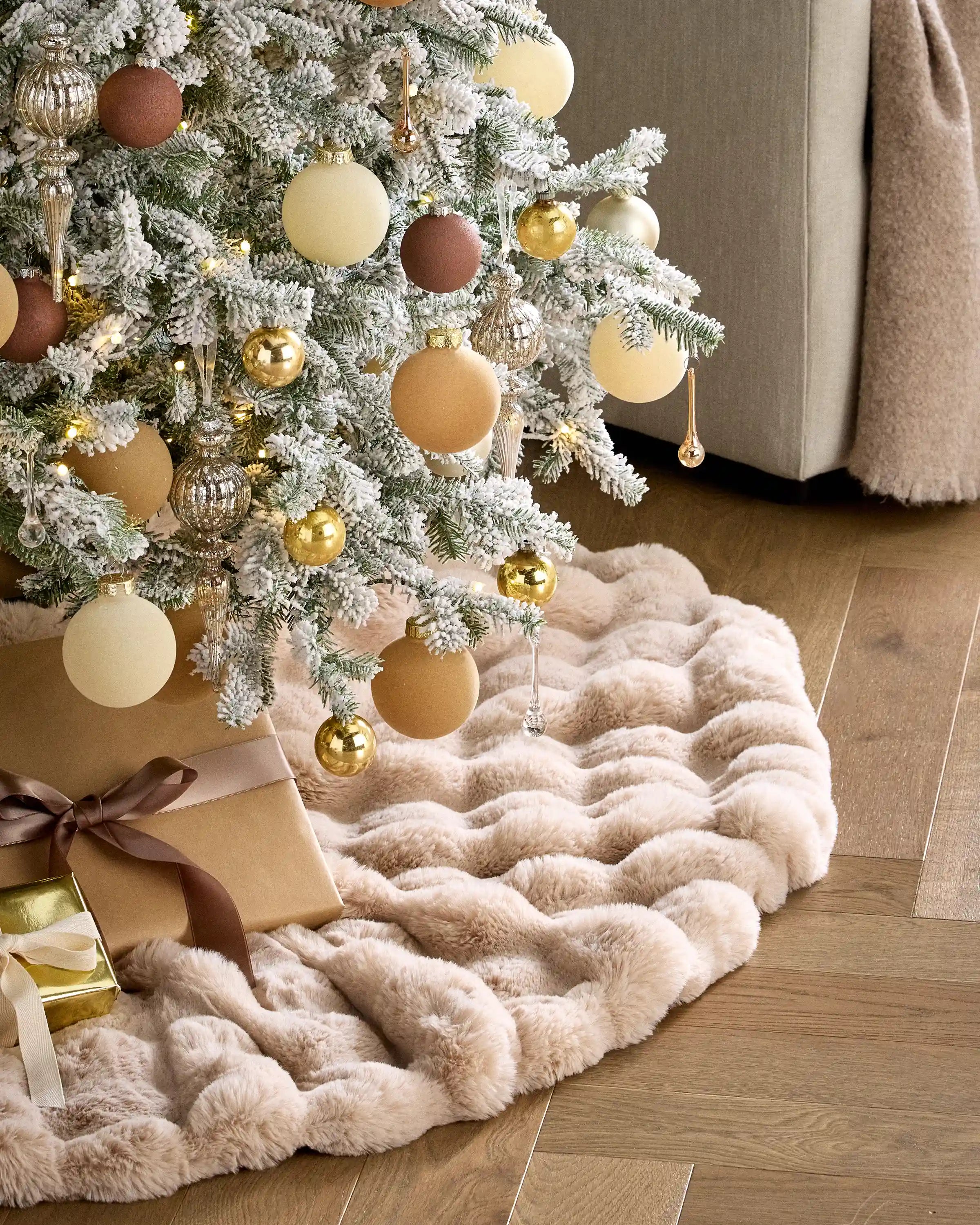 Faux Fur Tree Skirt