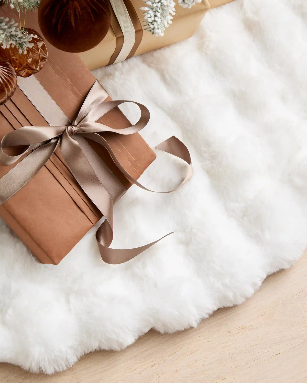 Faux Fur Tree Skirt