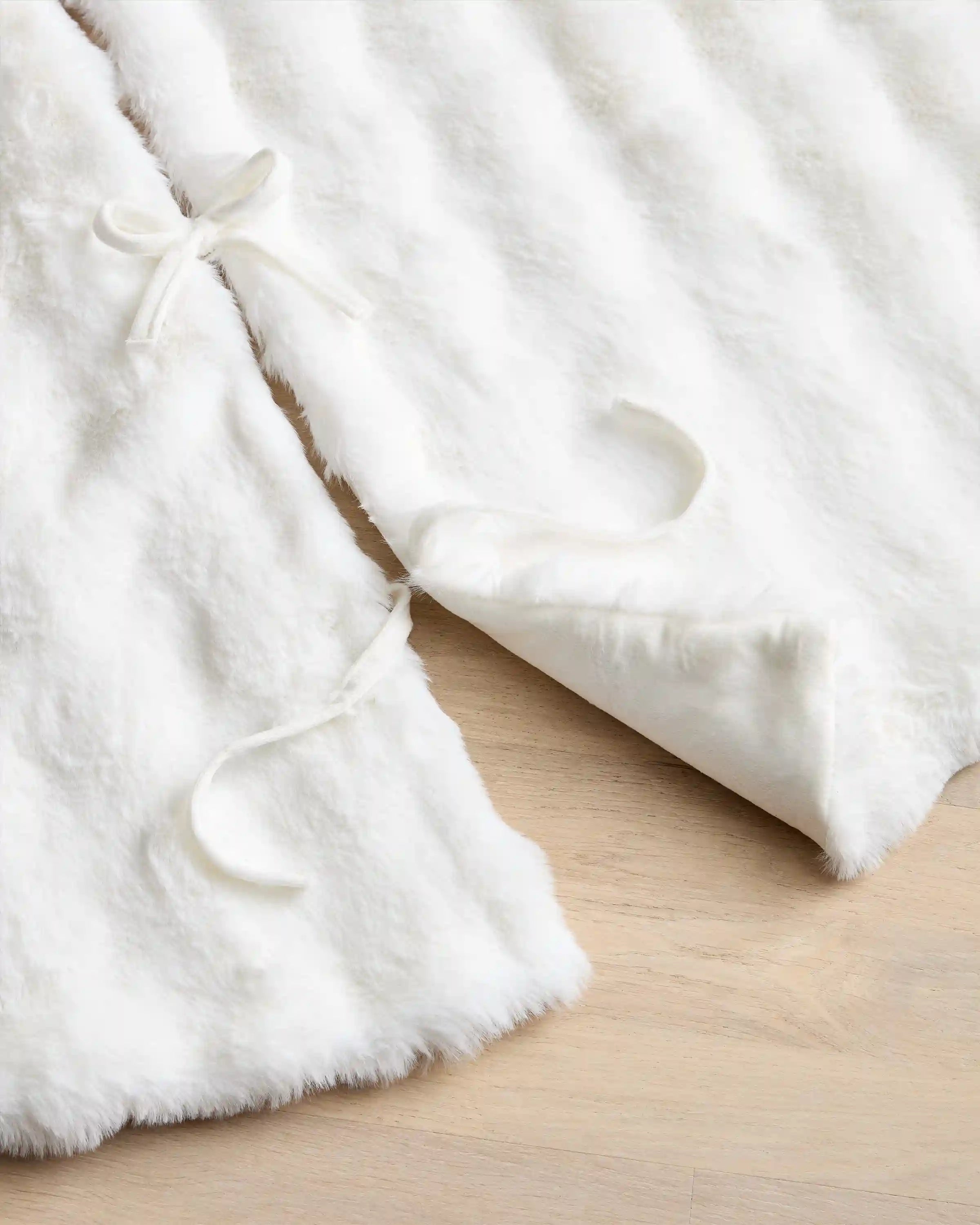 Faux Fur Tree Skirt