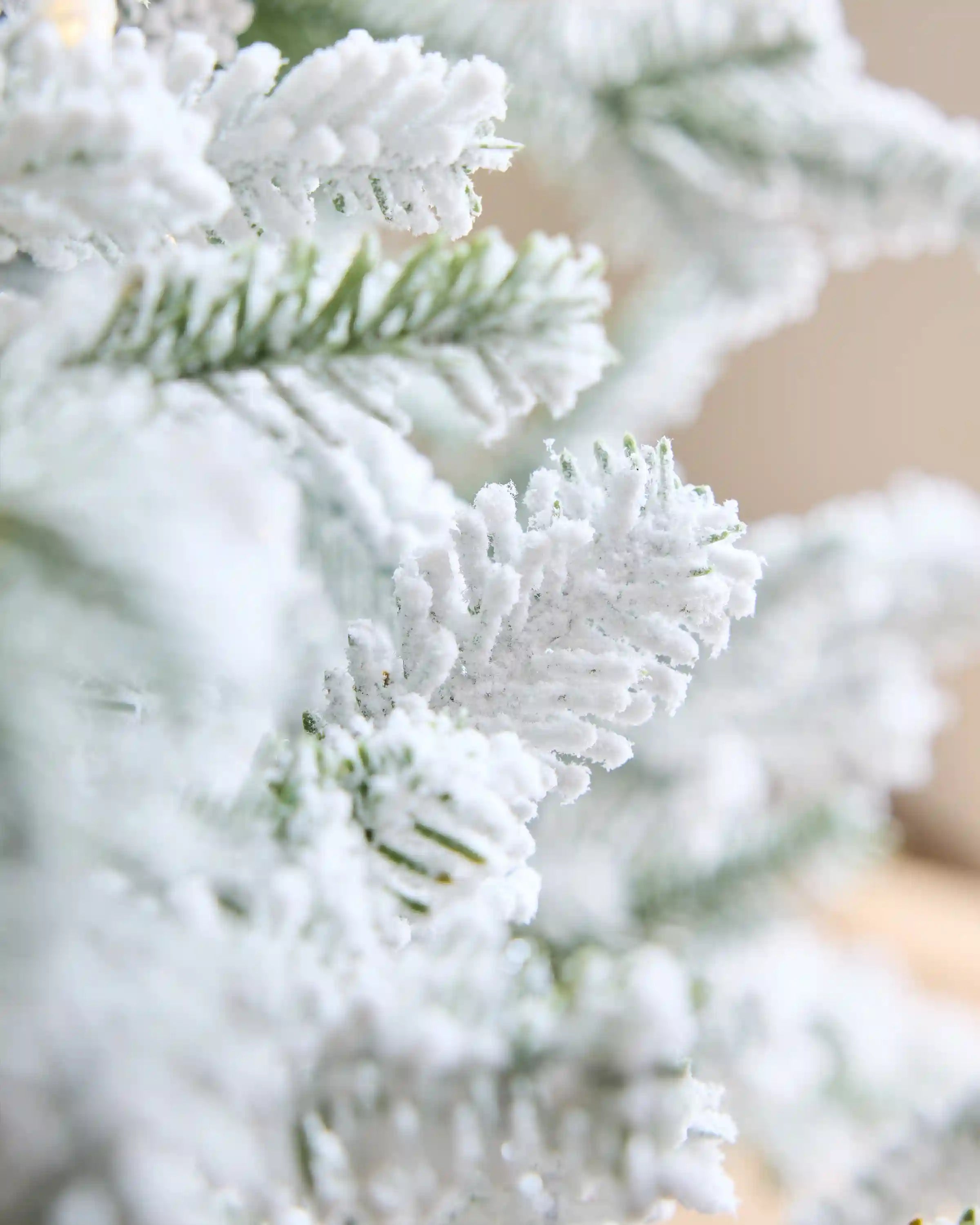 Frosted Fraser Fir Artificial Christmas Tree: Lit