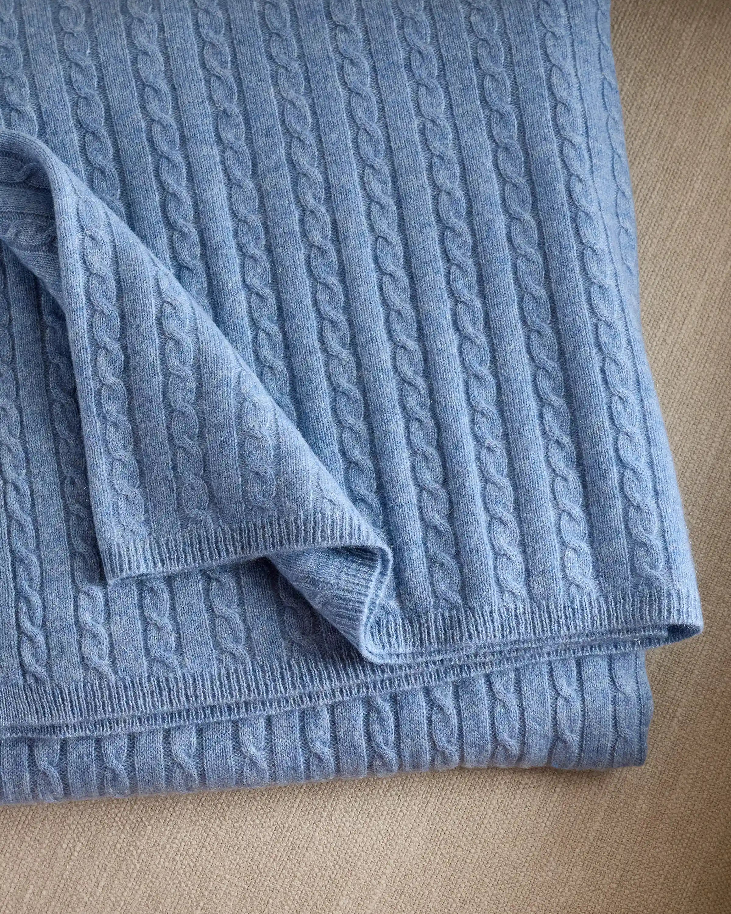 Cable Knit Cashmere Throw