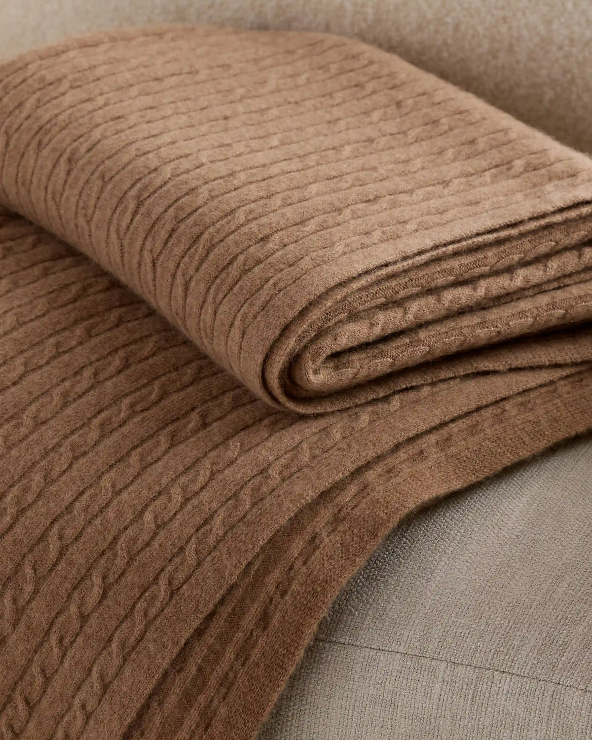 Cable Knit Cashmere Throw