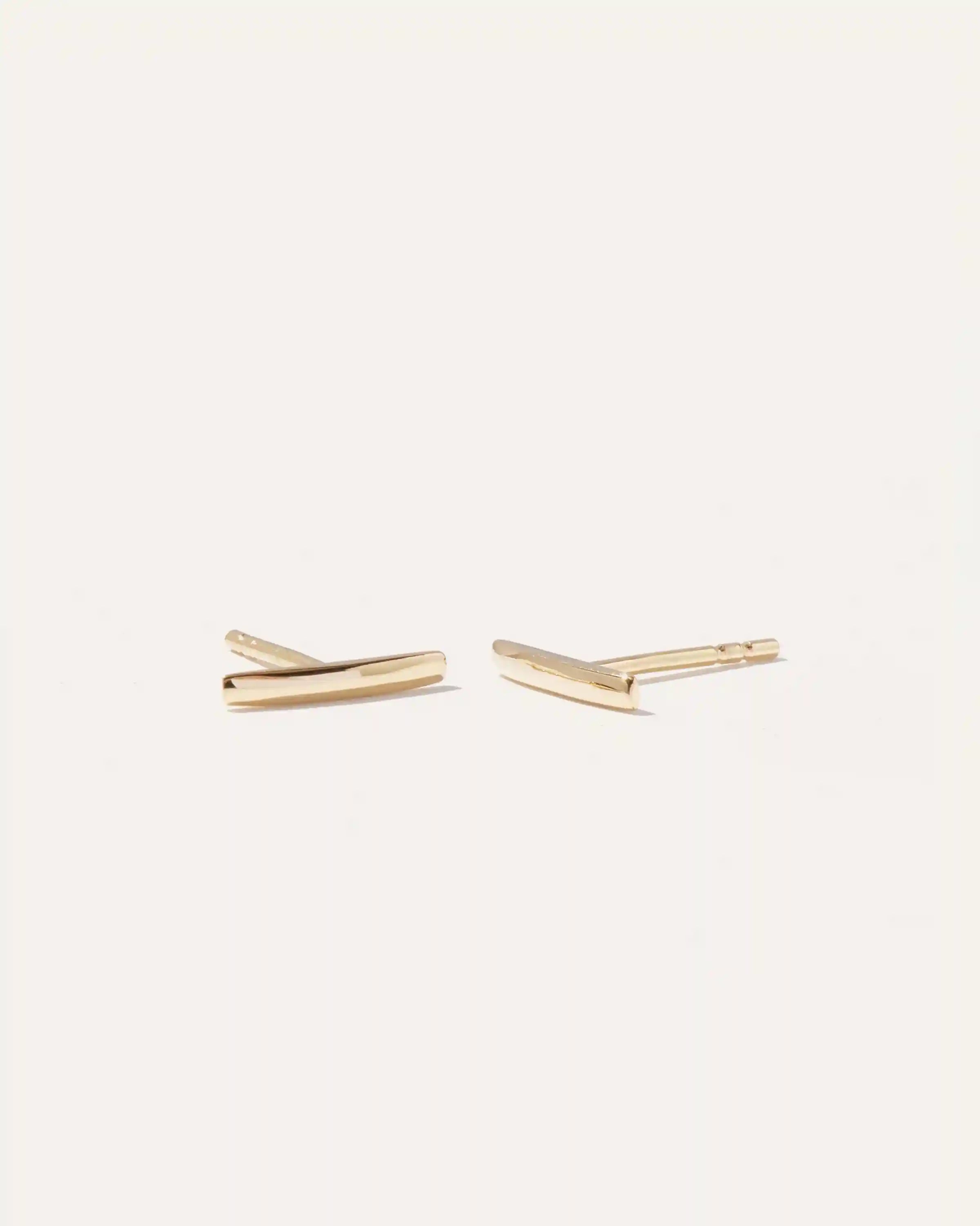 14K Gold Line Studs