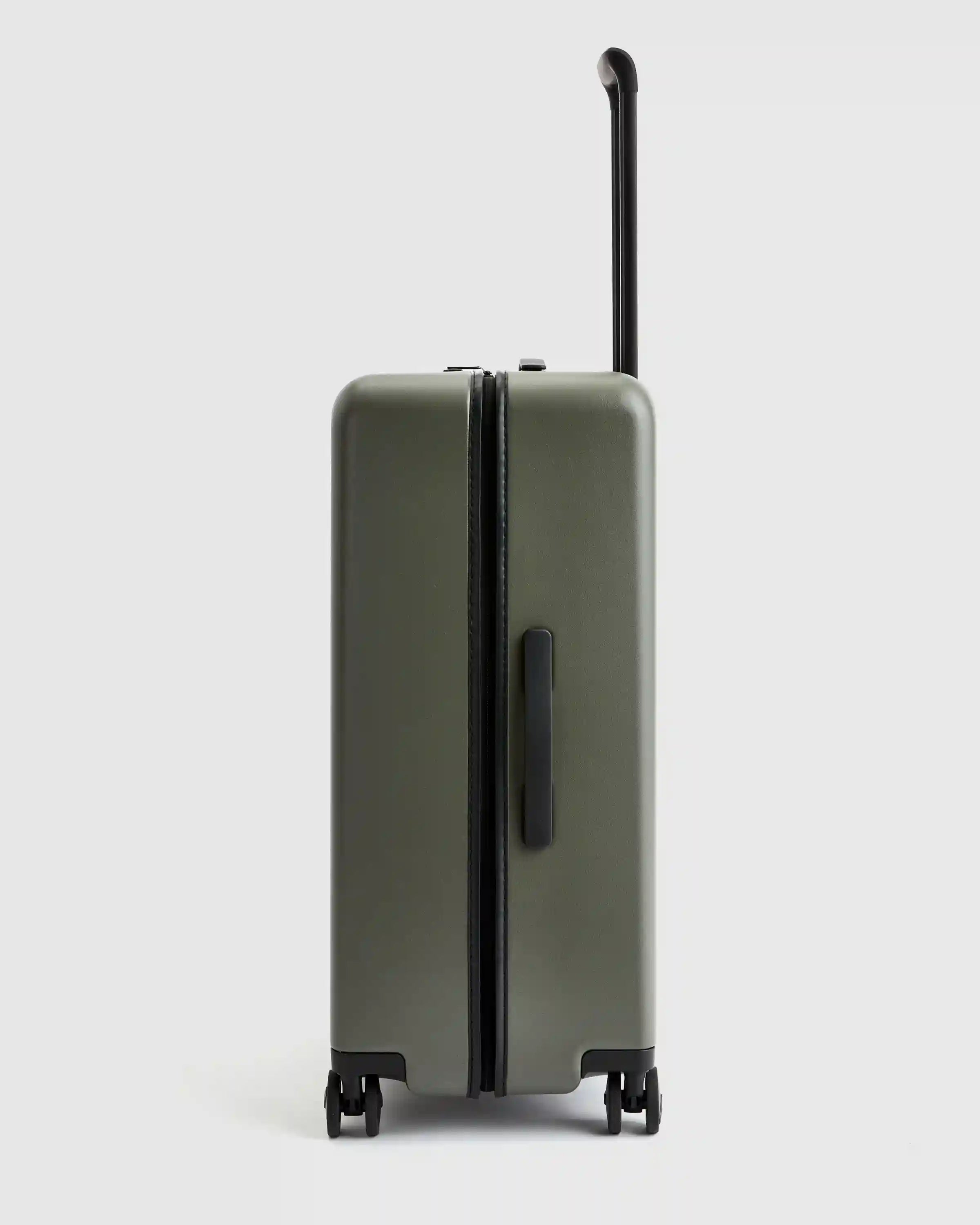 Carry-On & Large Check-In Suitcase Set