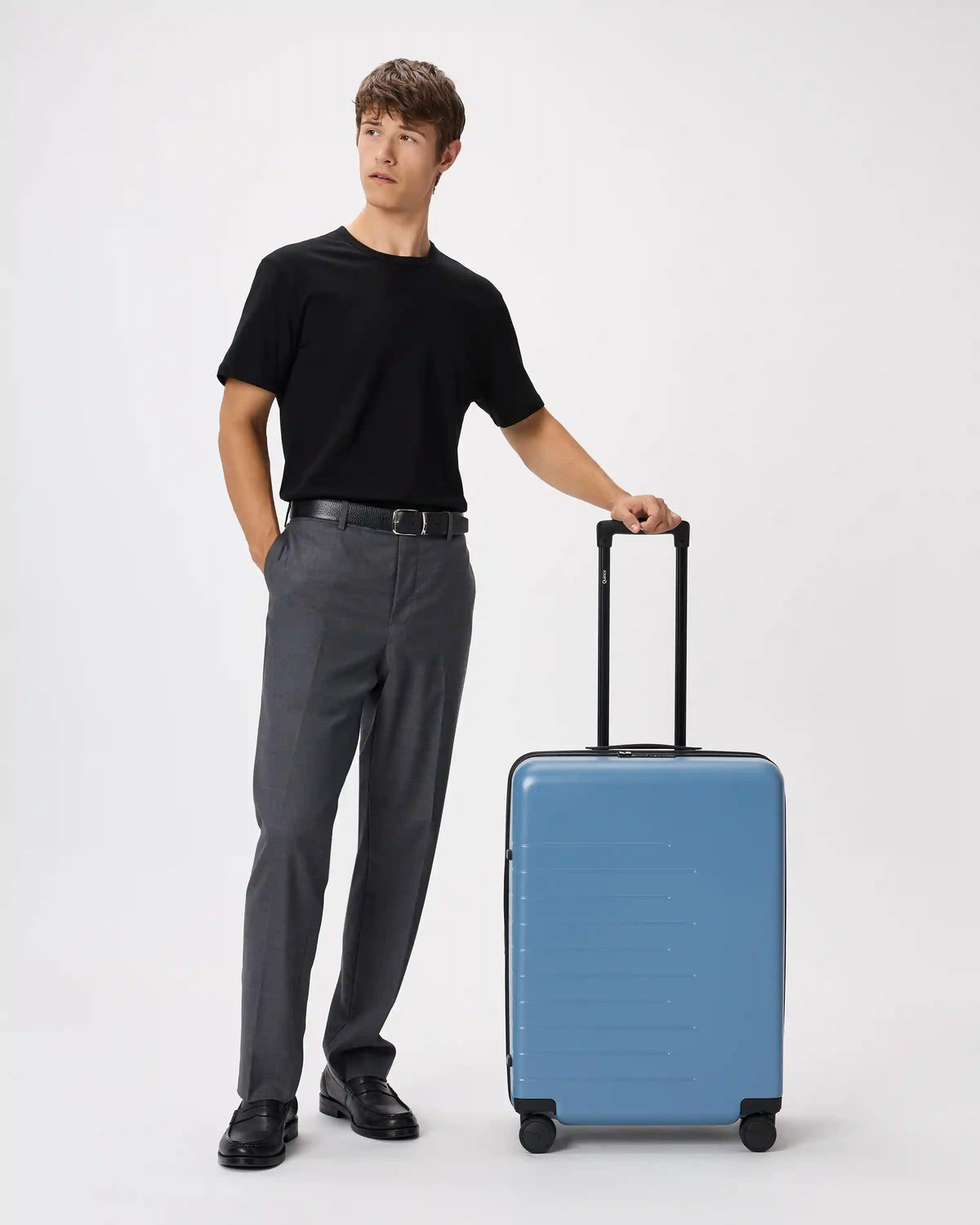 Expandable Medium Check-In Suitcase