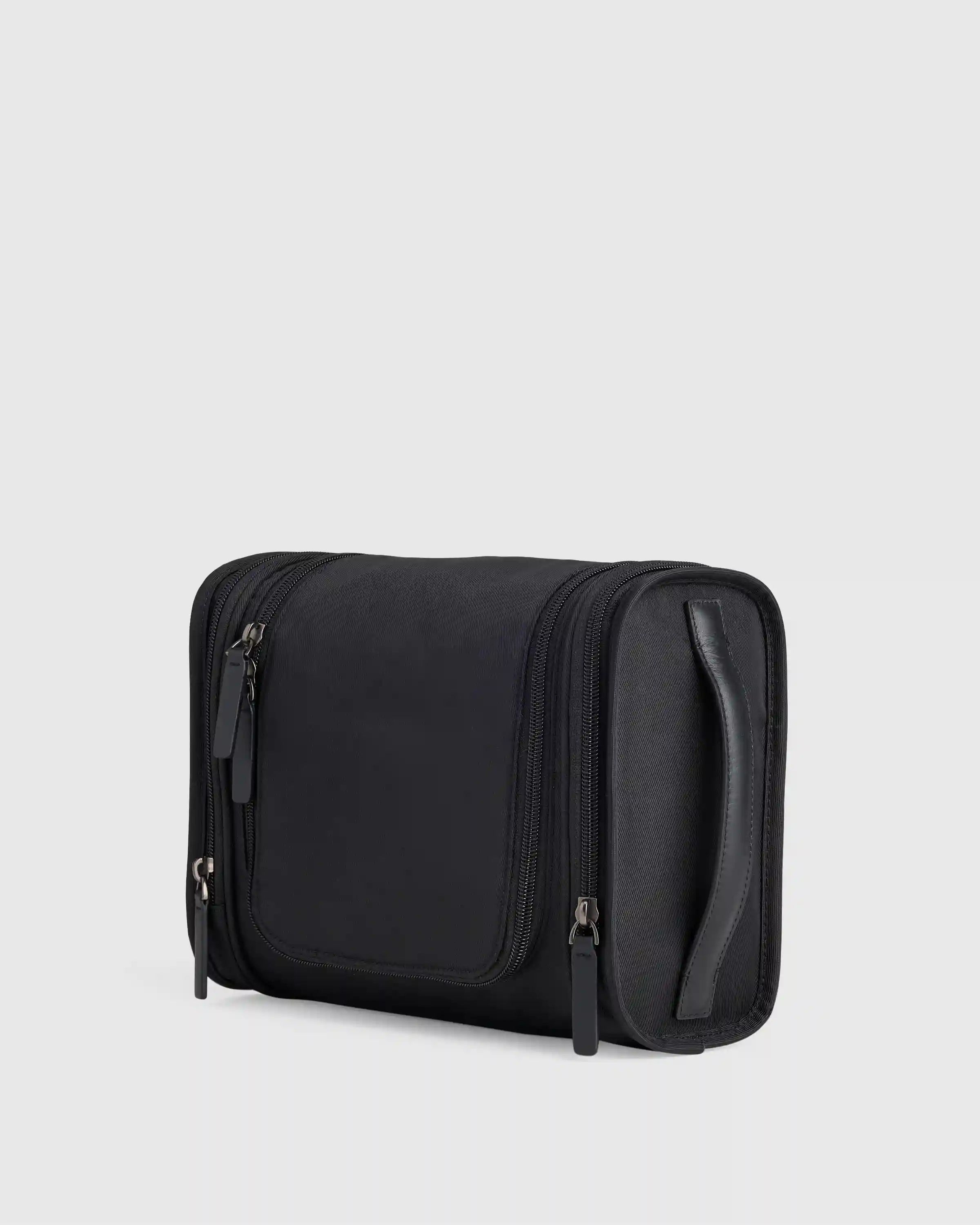 Voyage Nylon Hanging Toiletry Case