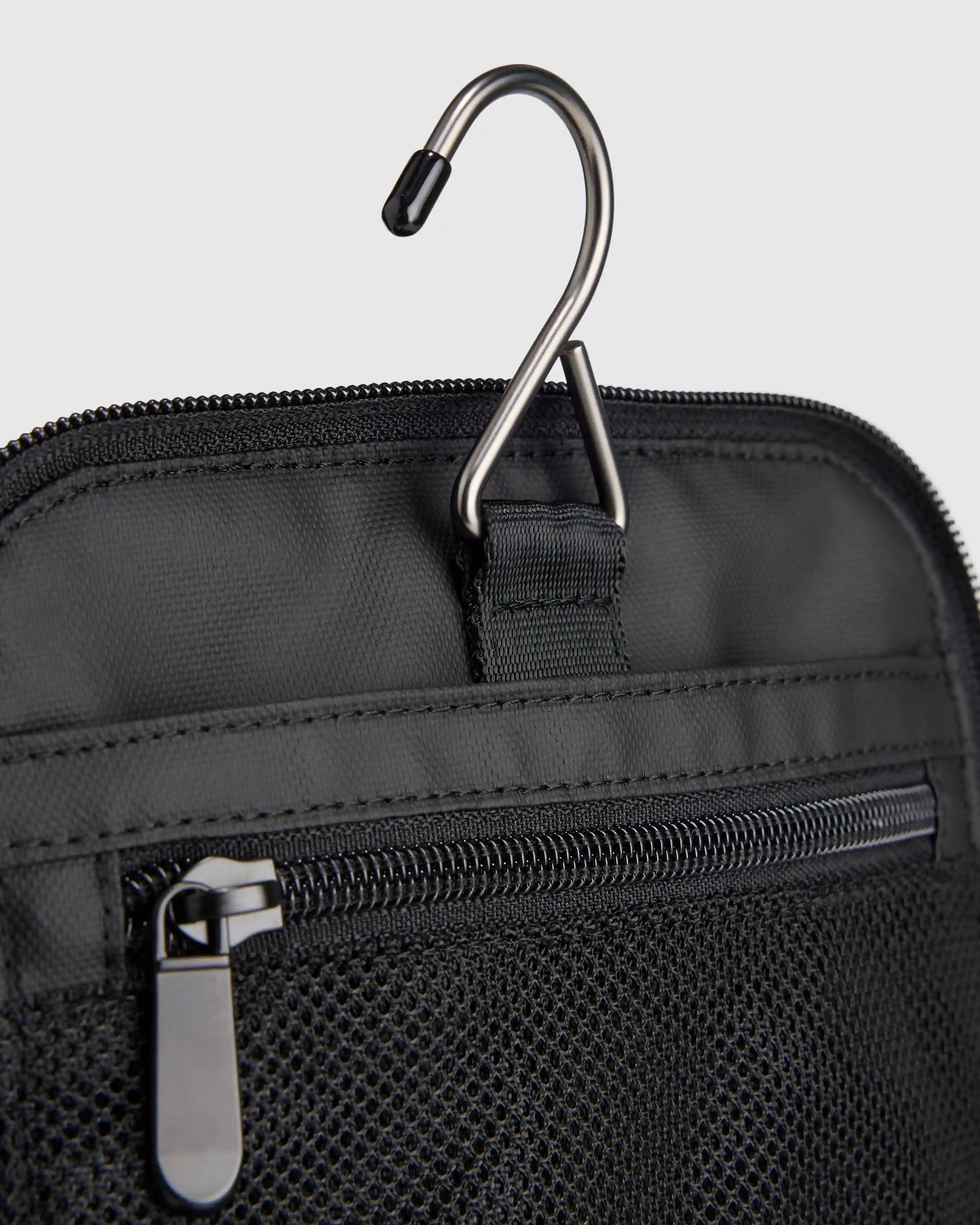 Voyage Nylon Hanging Toiletry Case