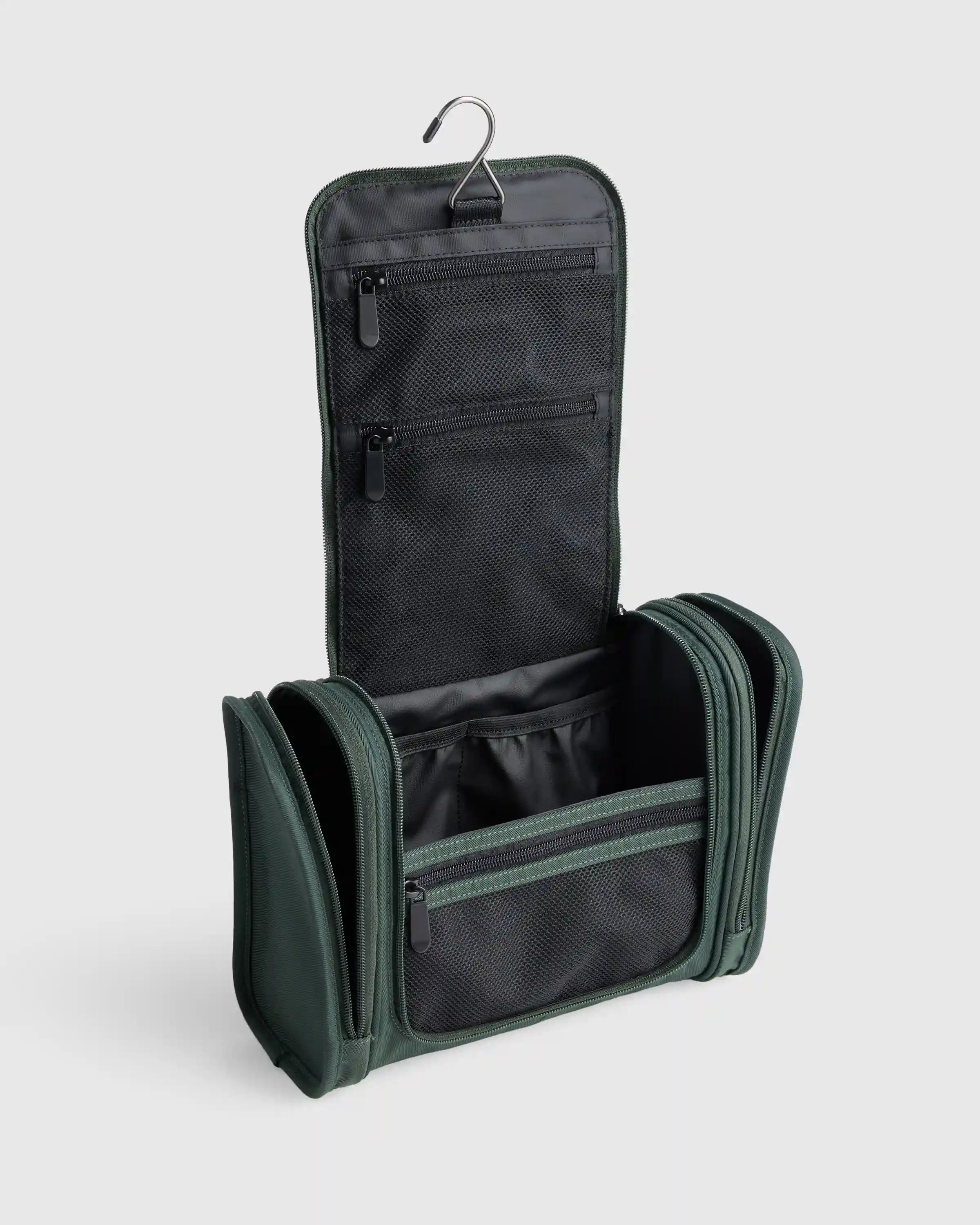 Voyage Nylon Hanging Toiletry Case