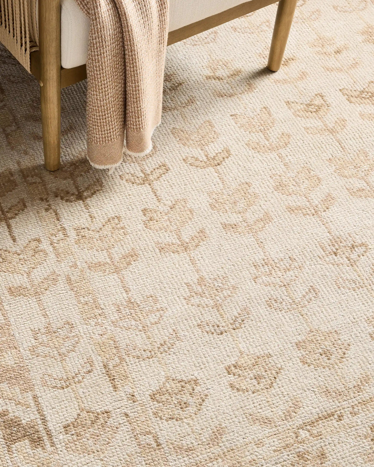 Mabel Hand-Knotted Wool Rug