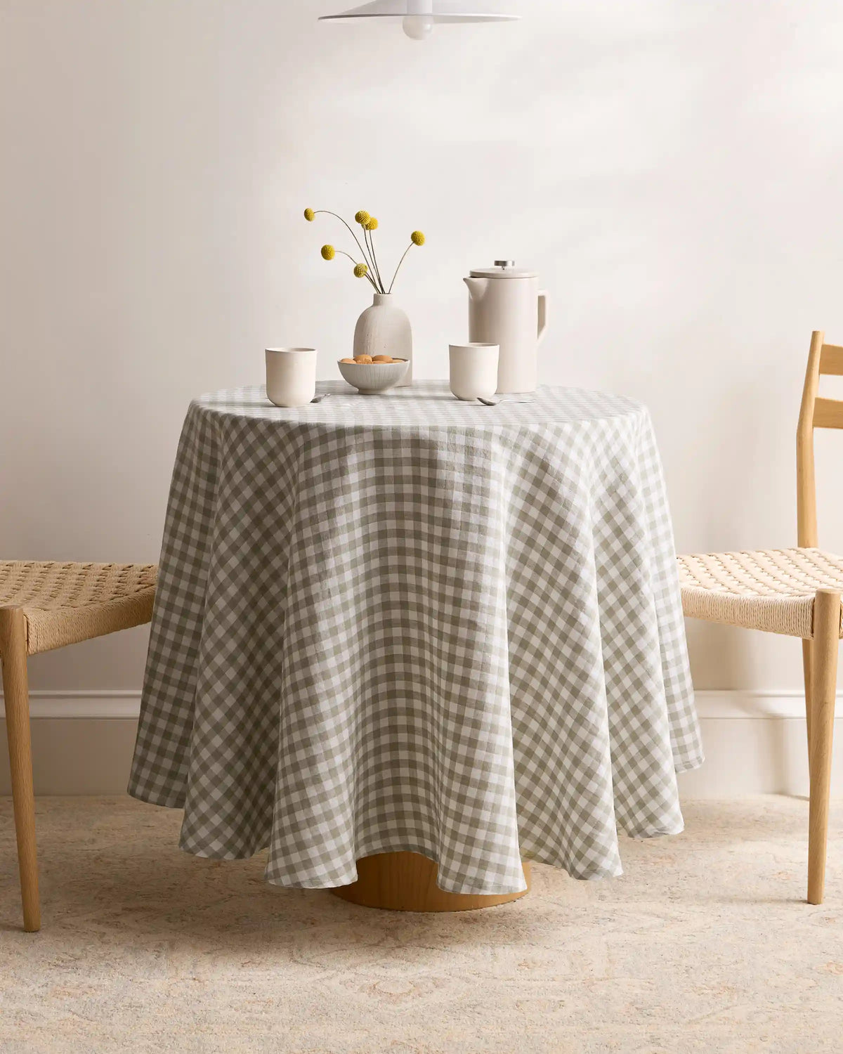 European Linen Gingham Tablecloth