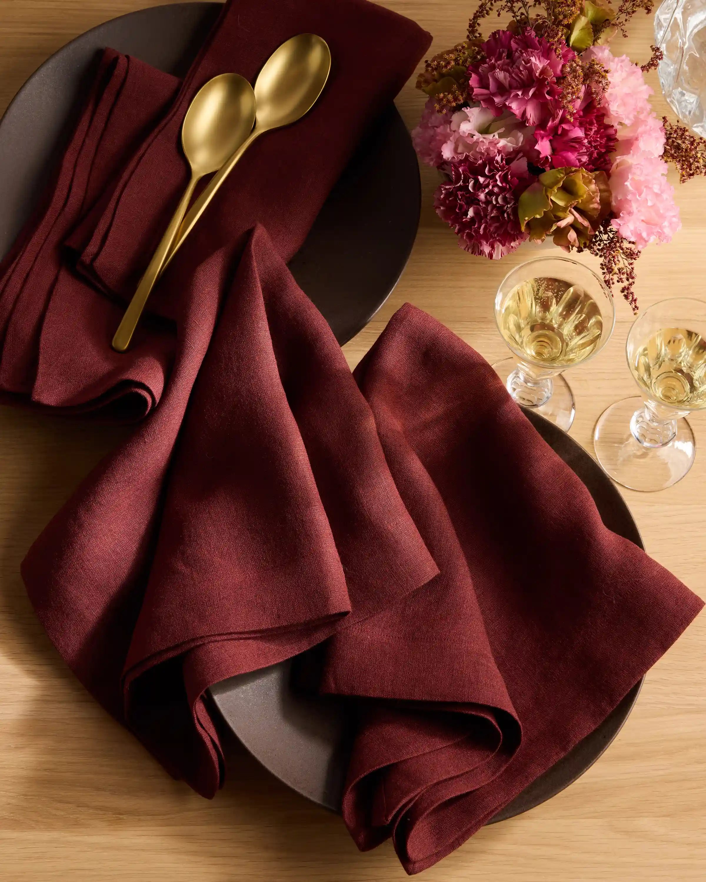 European Linen Wide-Hem Napkins, Set of 12