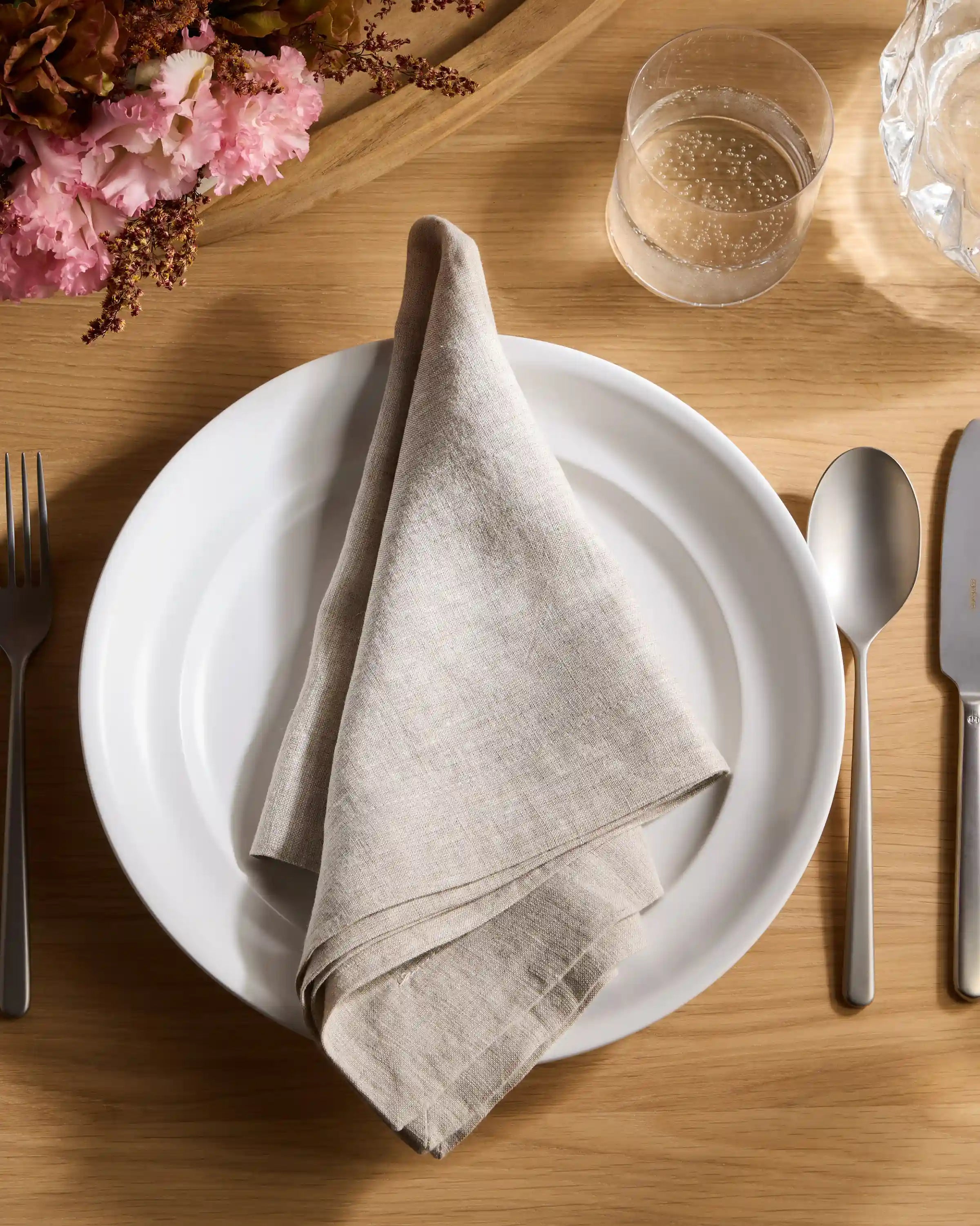 European Linen Wide-Hem Napkins, Set of 8