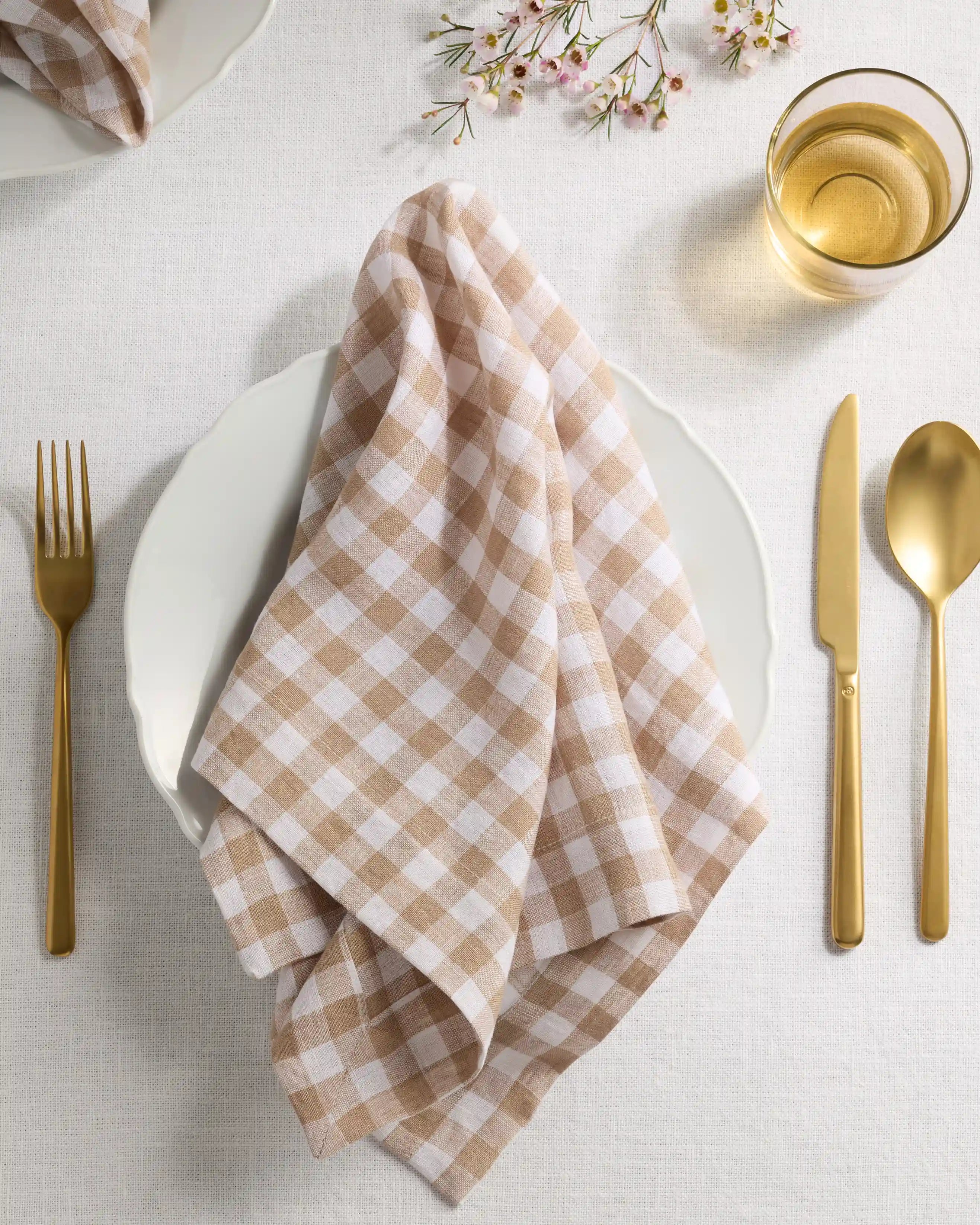 European Linen Wide-Hem Napkins, Set of 4