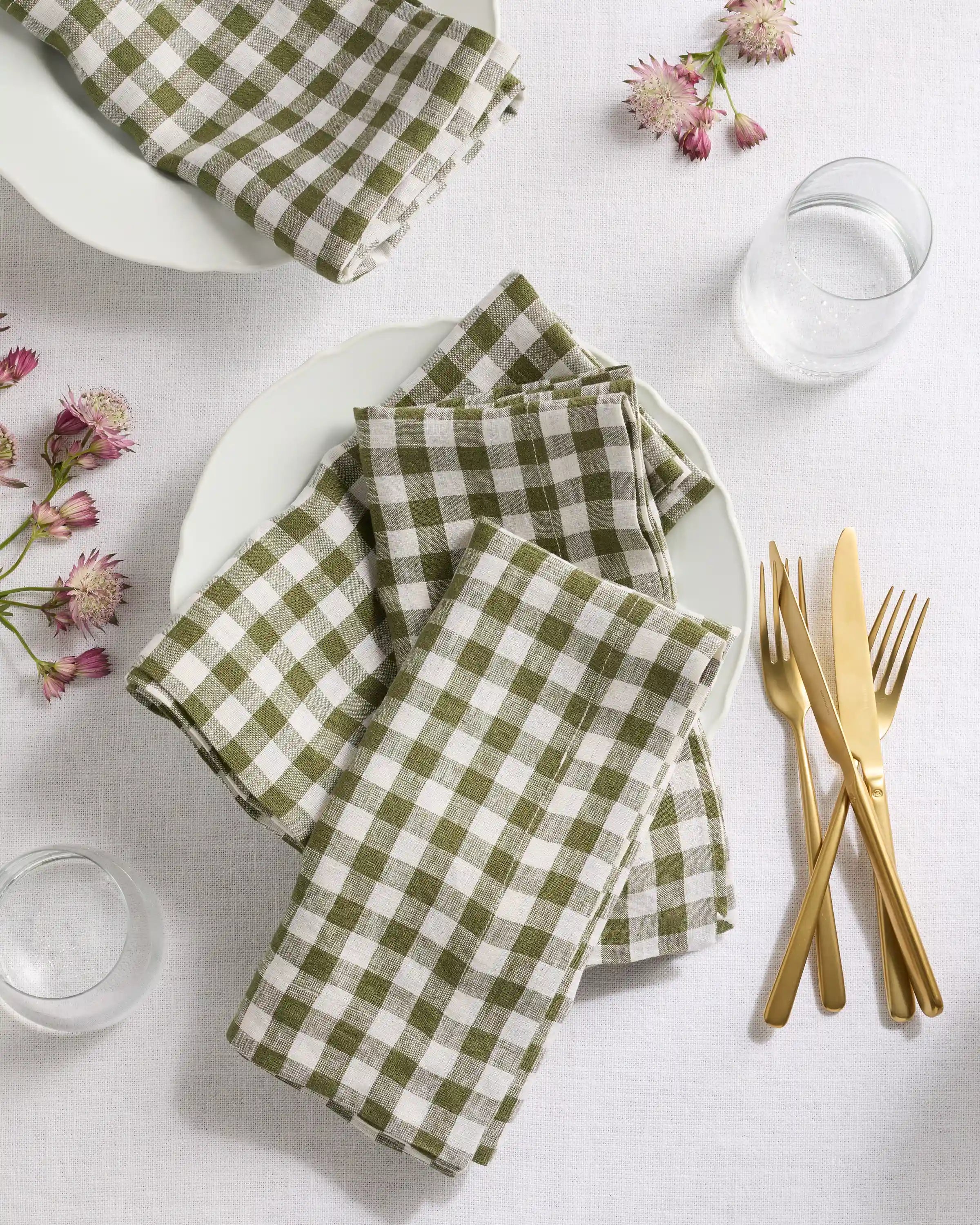 European Linen Wide-Hem Gingham Napkins, Set of 8