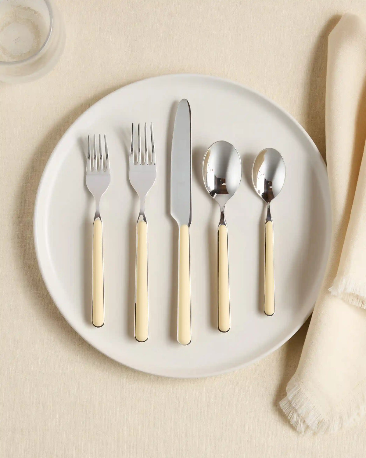 Fantasia Flatware 20-Pc Set by Mepra