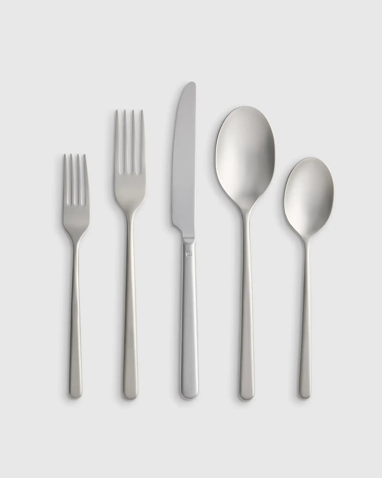 Gia Minimalist 20 Piece Flatware Set