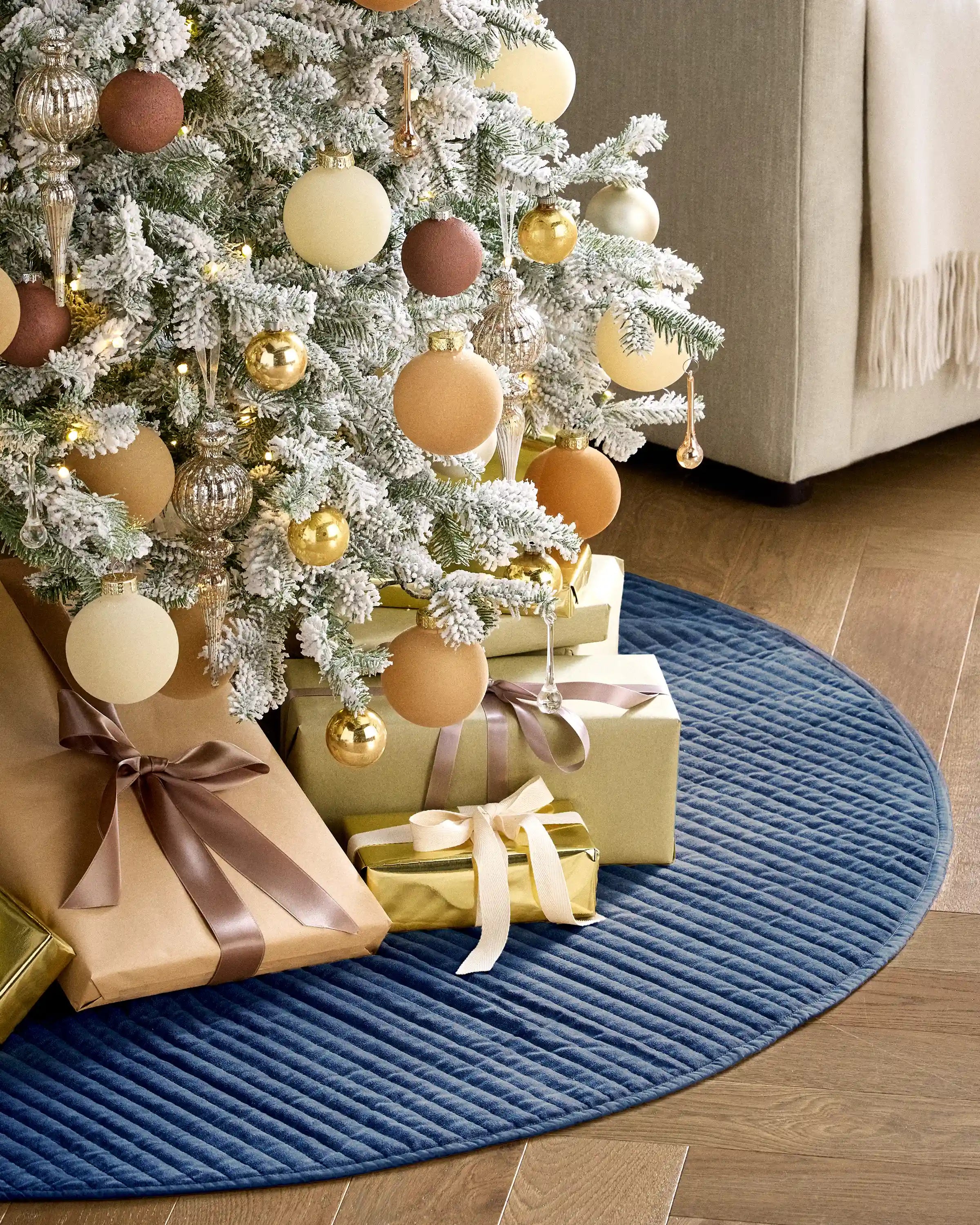Cotton Velvet Tree Skirt