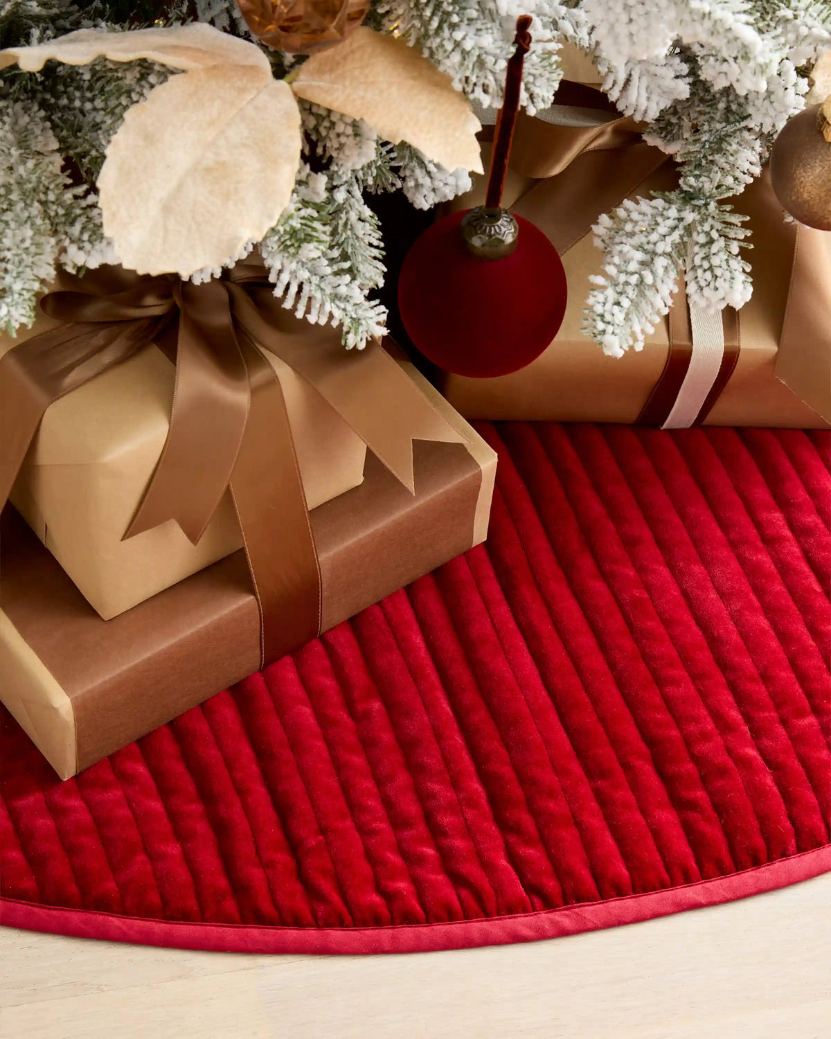 Cotton Velvet Tree Skirt