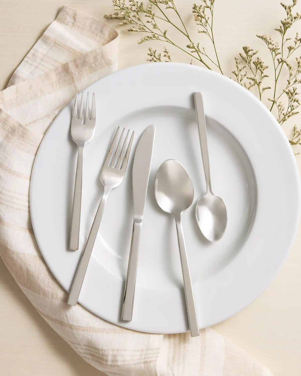 Arezzo 20 Piece Flatware Set