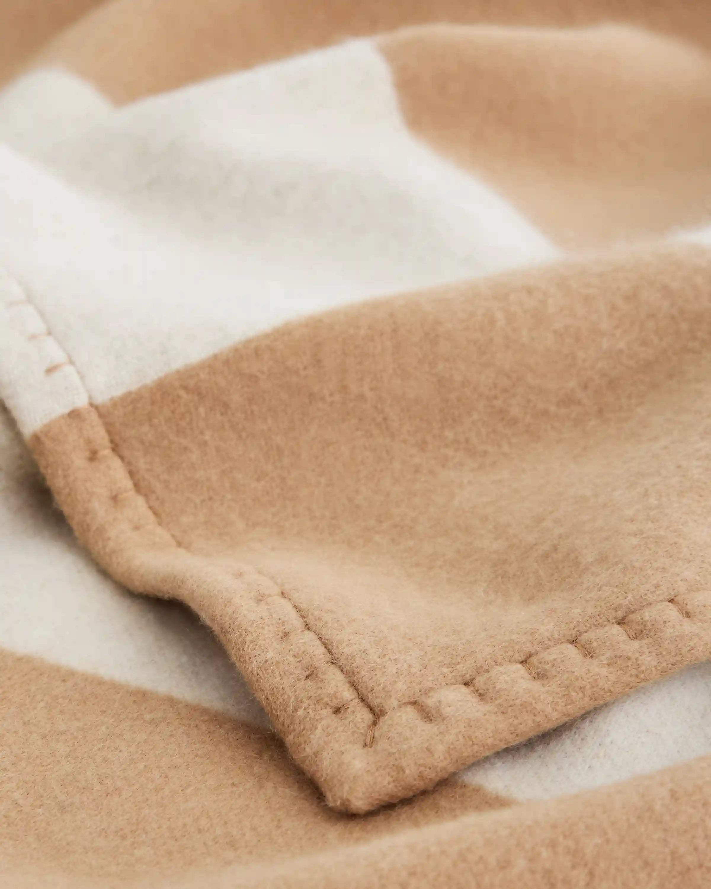 Merino Wool & Cashmere Luxury Throw