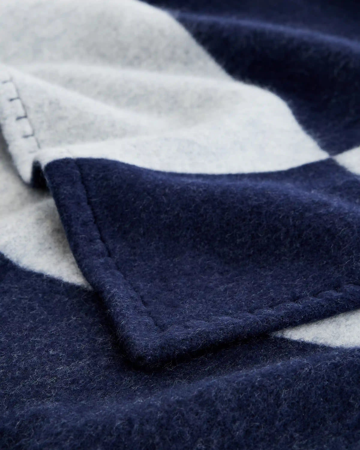 Merino Wool & Cashmere Luxury Throw