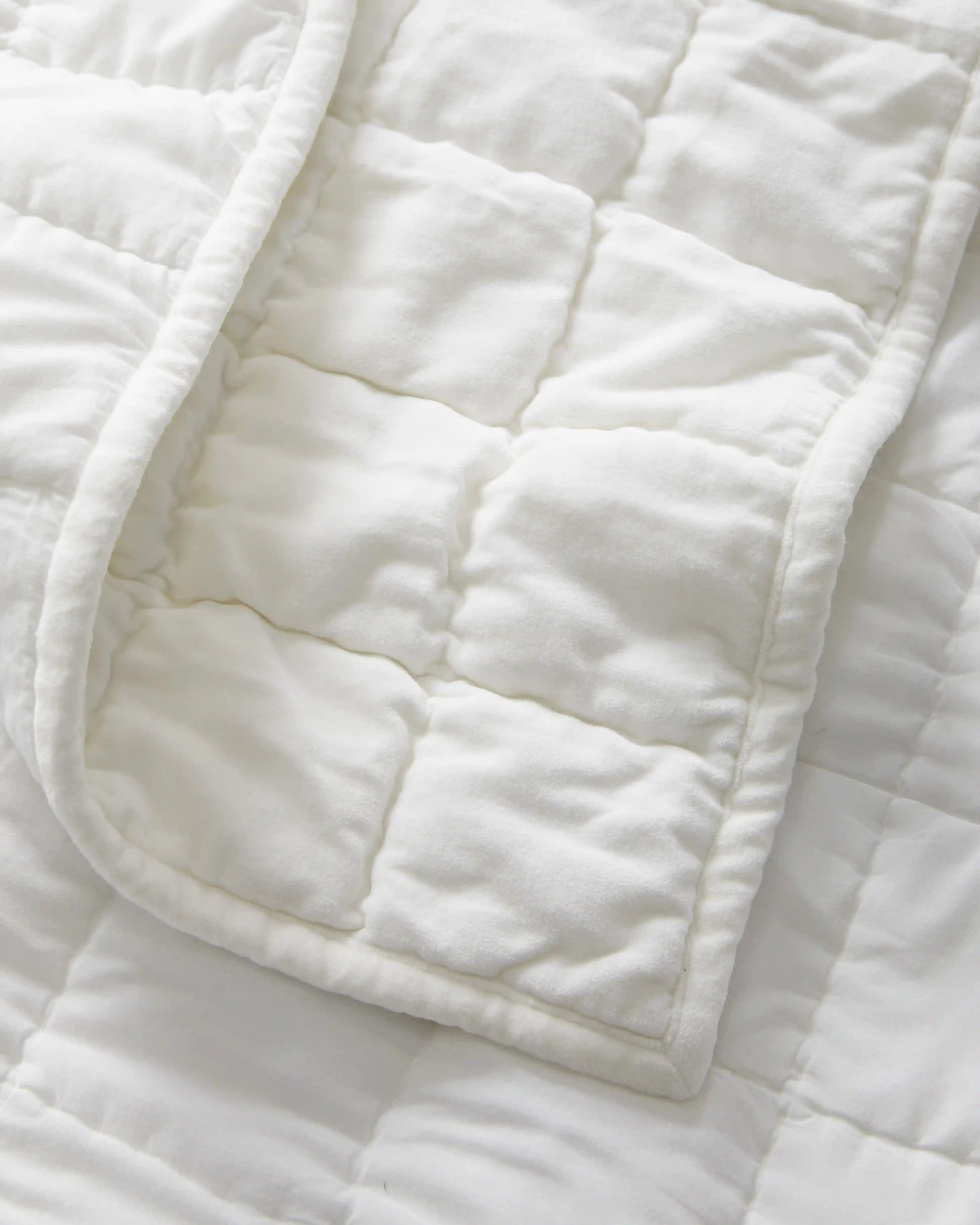 Cotton Velvet Box Quilt Set