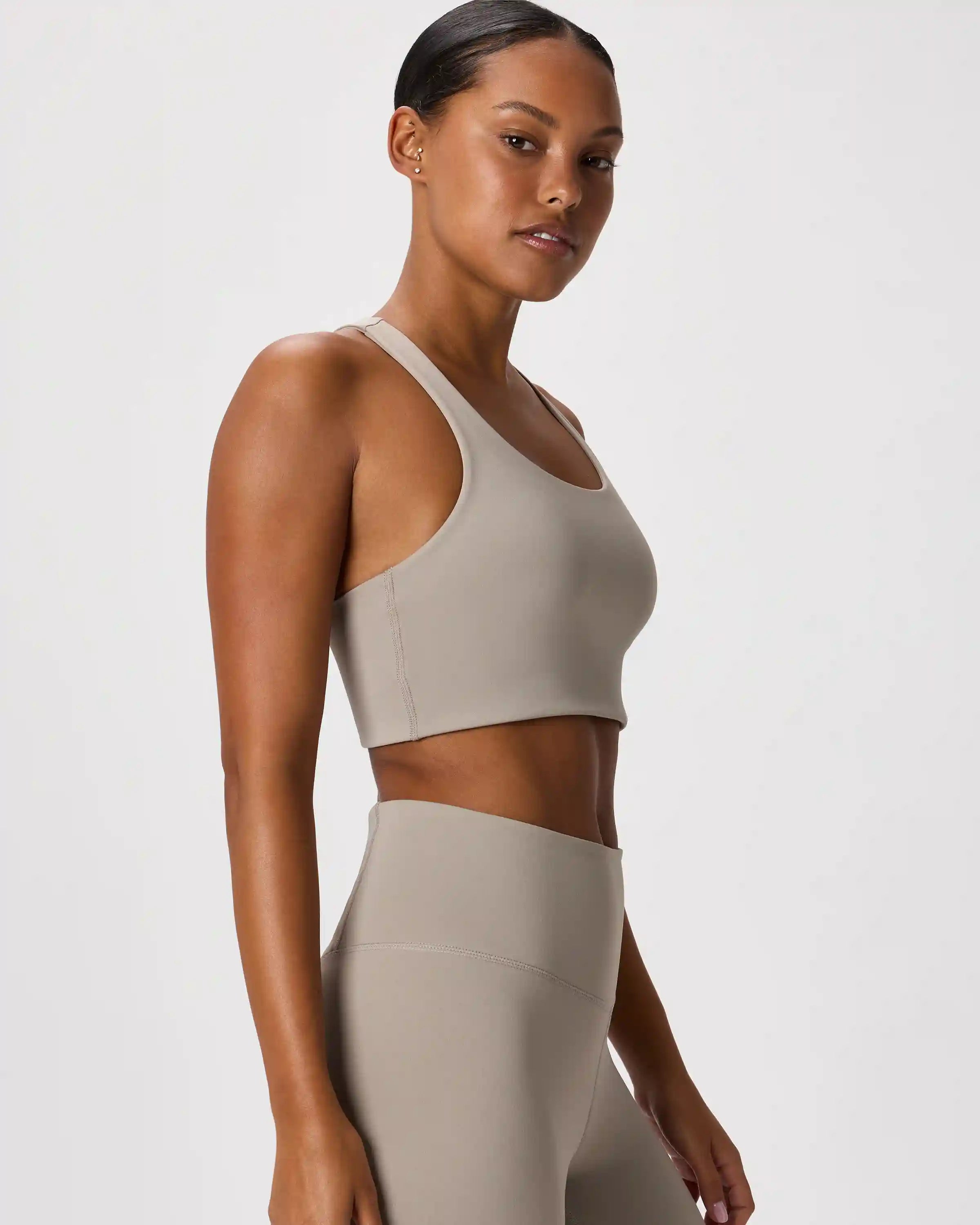 Ultra-Form Scoop Neck Longline Bra