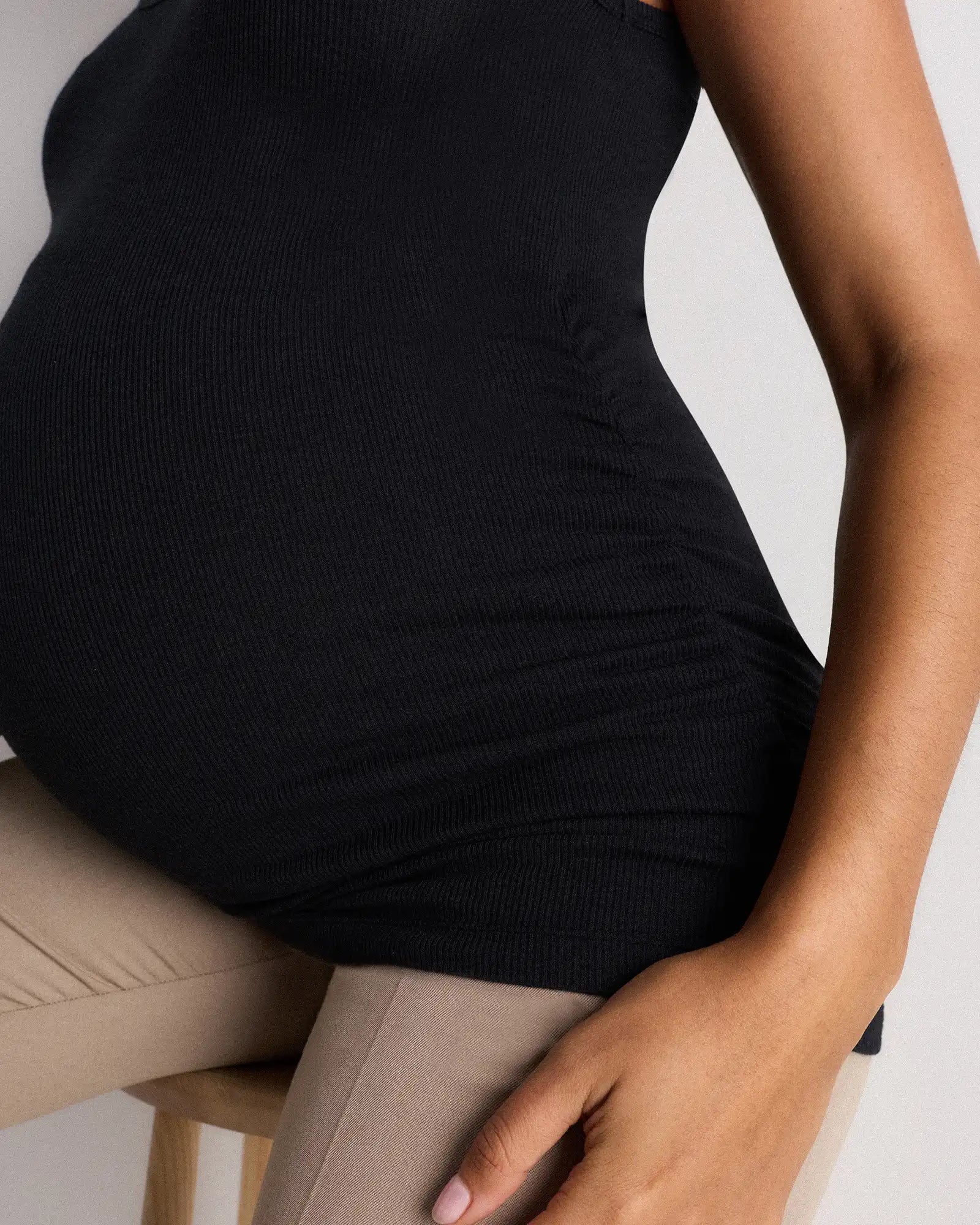 Bamboo Rib Maternity Scoop Neck Tank