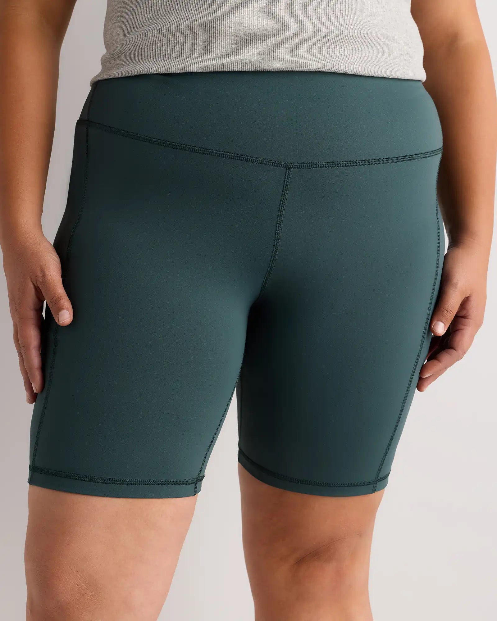Ultra-Form Pocket Bike Short - 9"