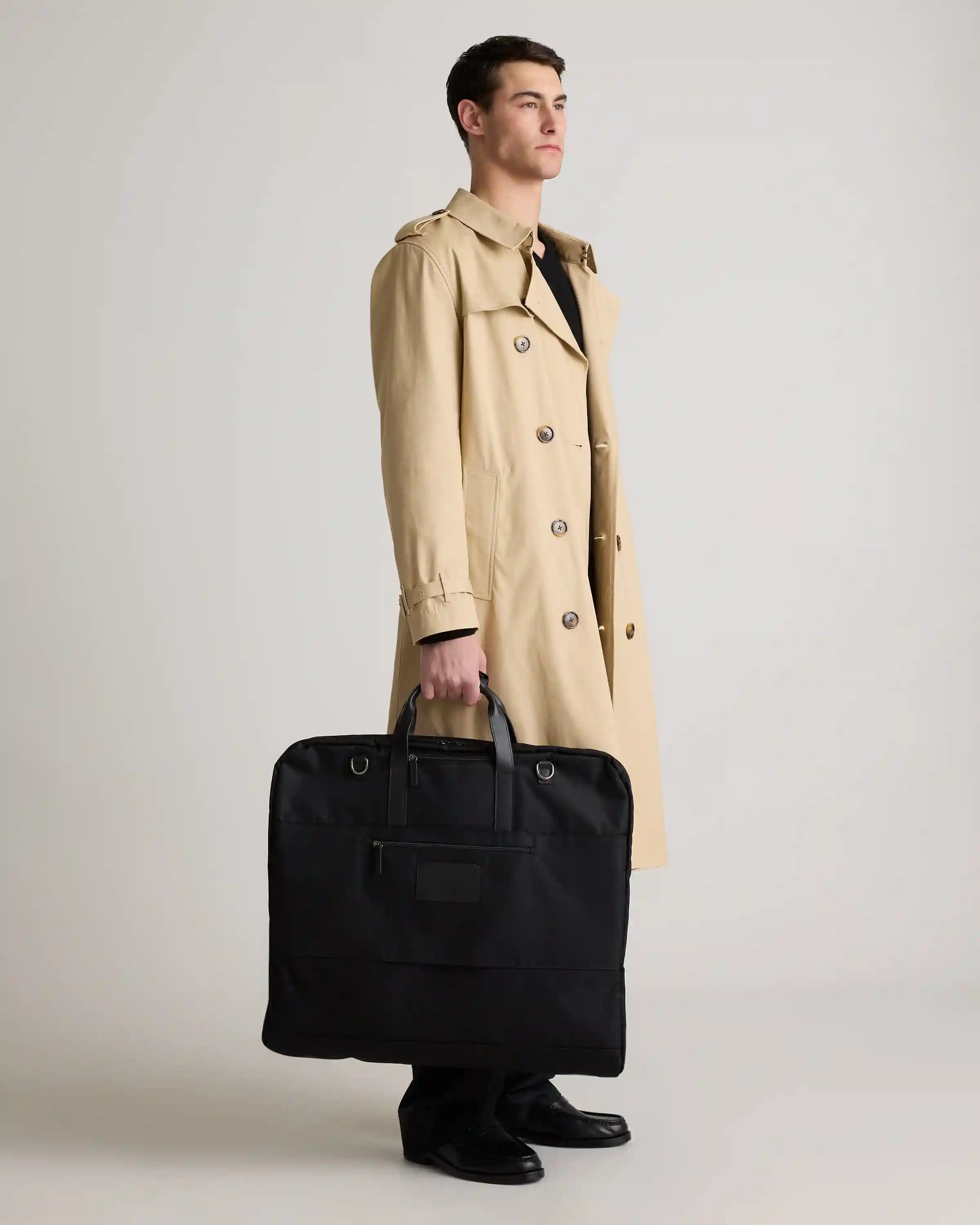 Voyage Nylon Garment Bag
