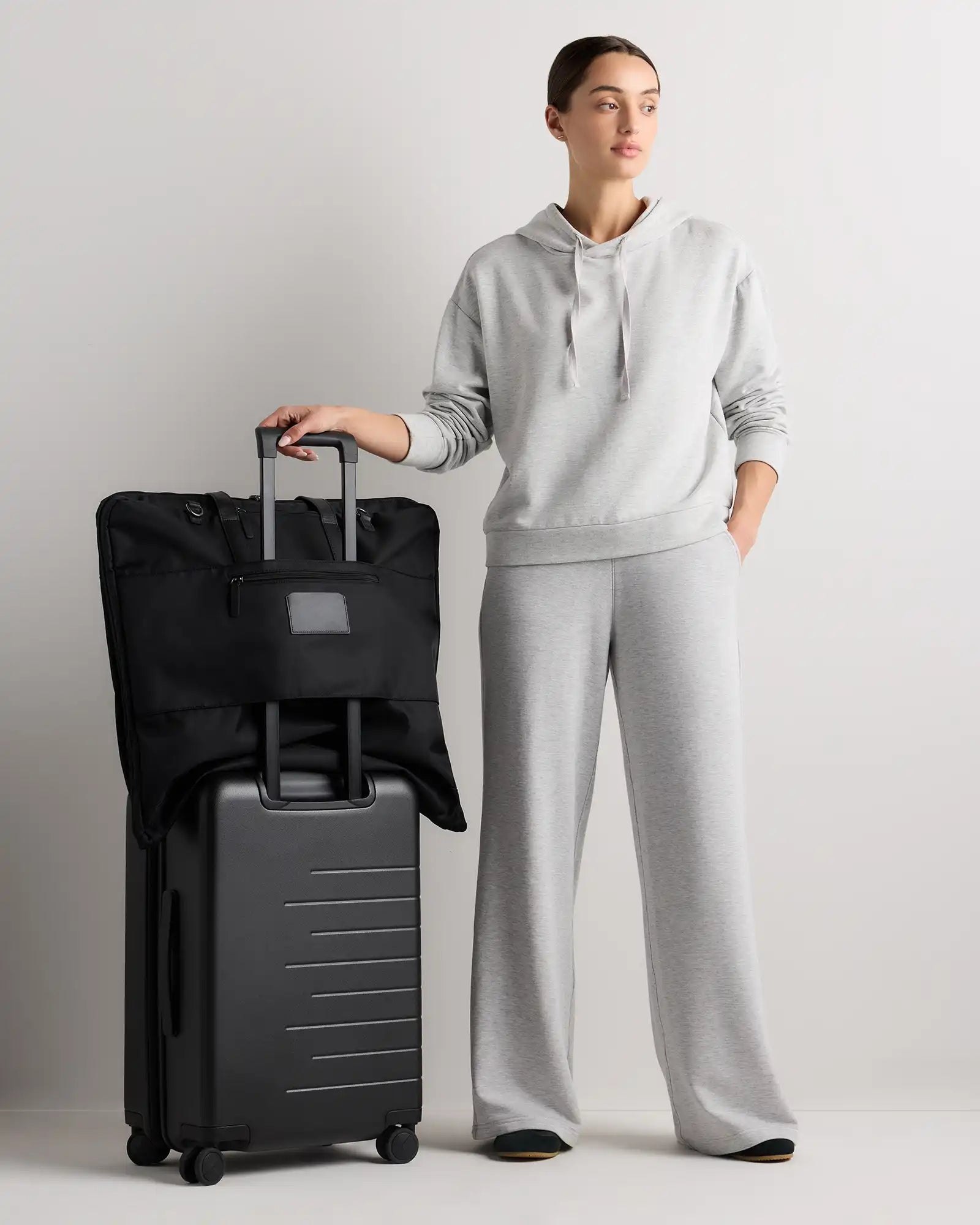Voyage Nylon Garment Bag