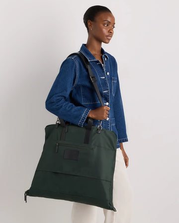 Voyage Nylon Garment Bag