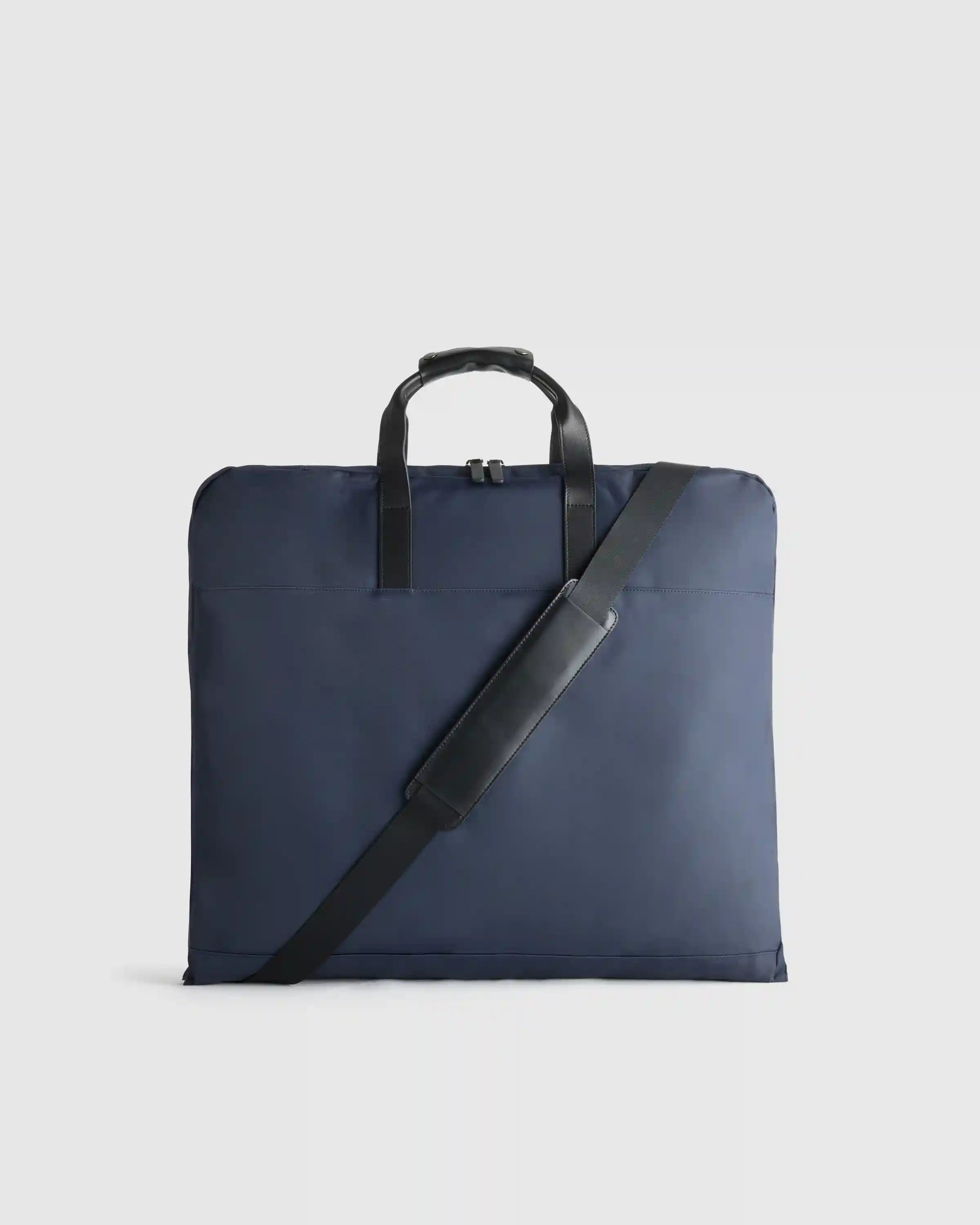 Voyage Nylon Garment Bag