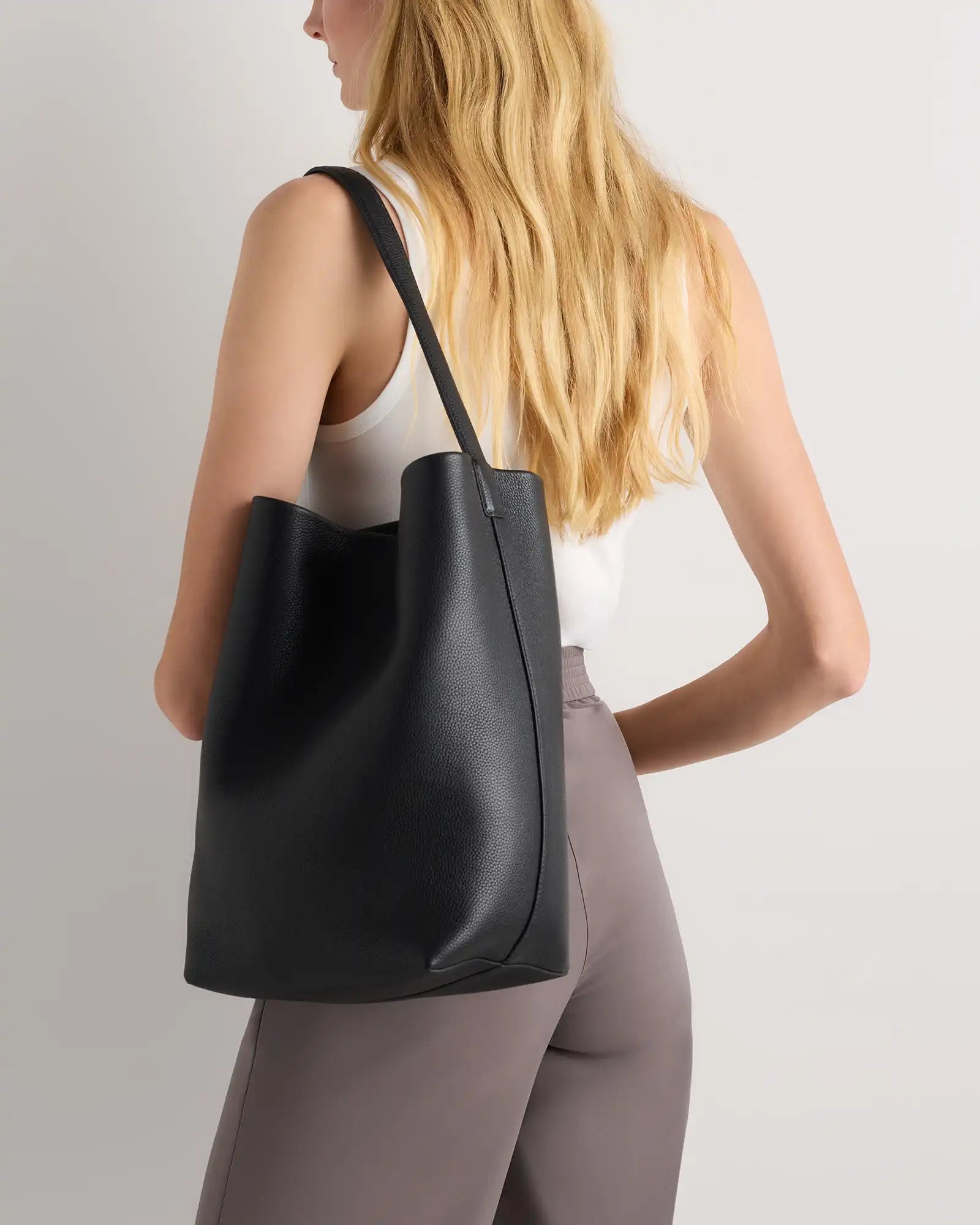 Penelope Large Shoulder Bag