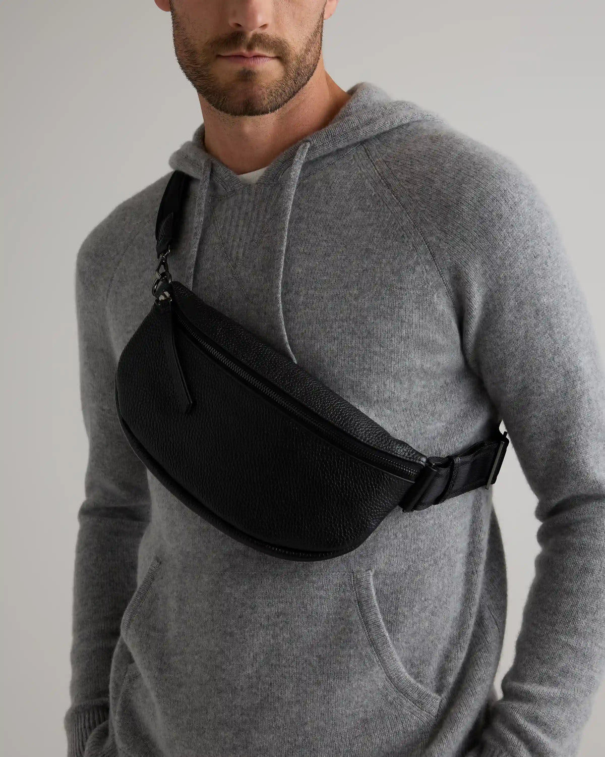 Quinn Sling Bag