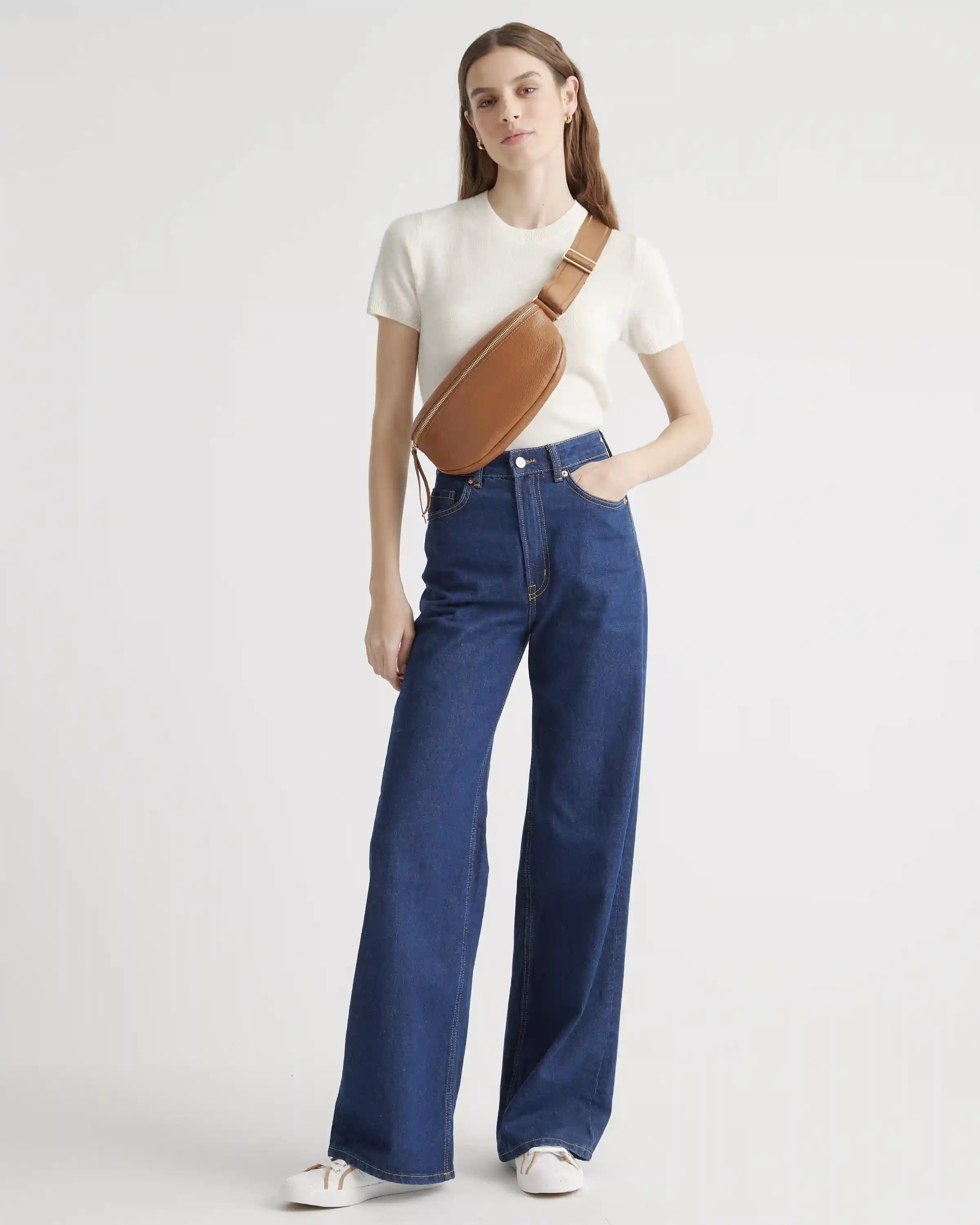 Quinn Sling Bag