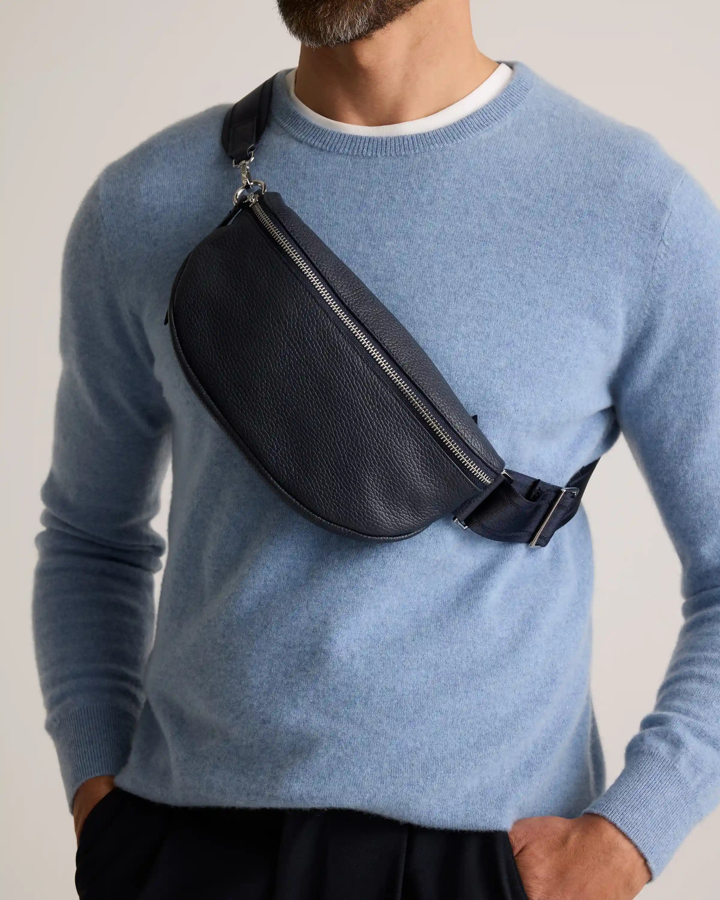 Quinn Sling Bag