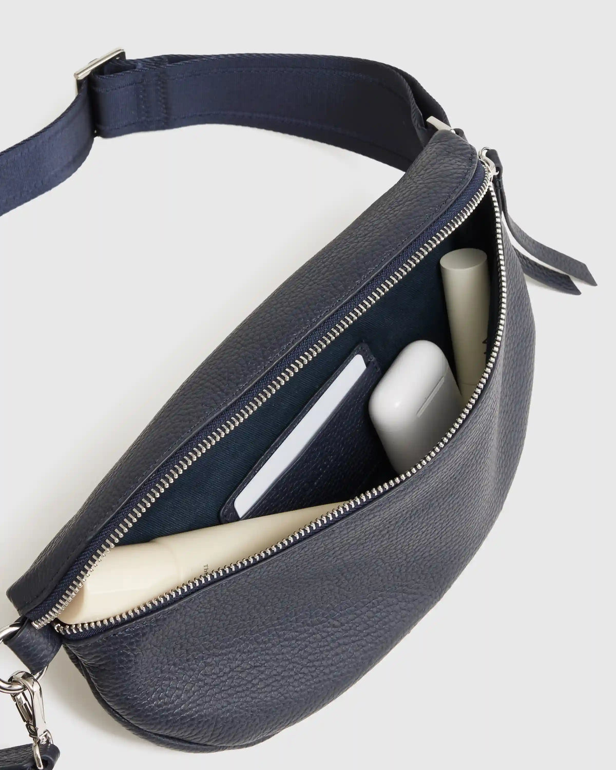 Quinn Sling Bag