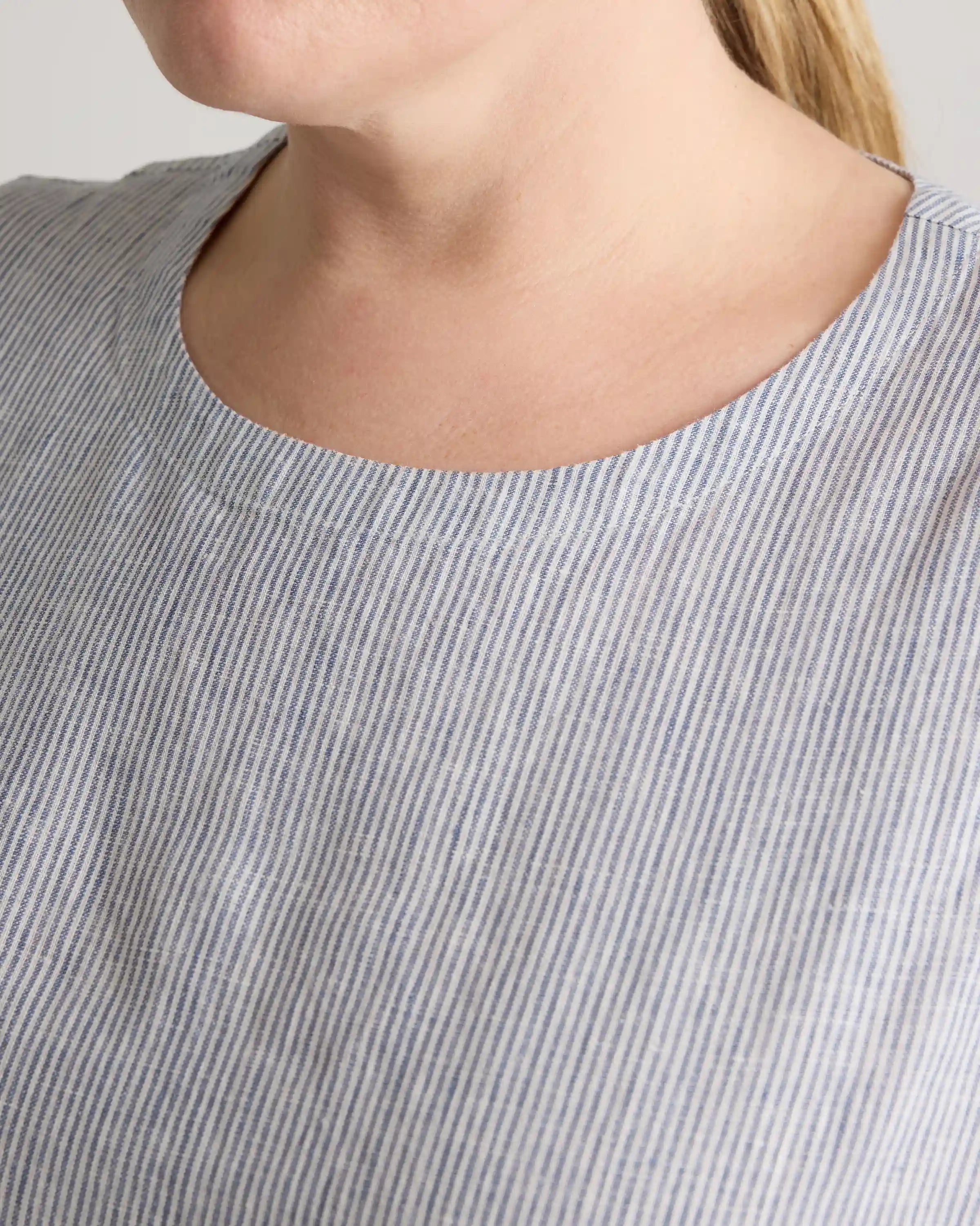 100% European Linen Tank