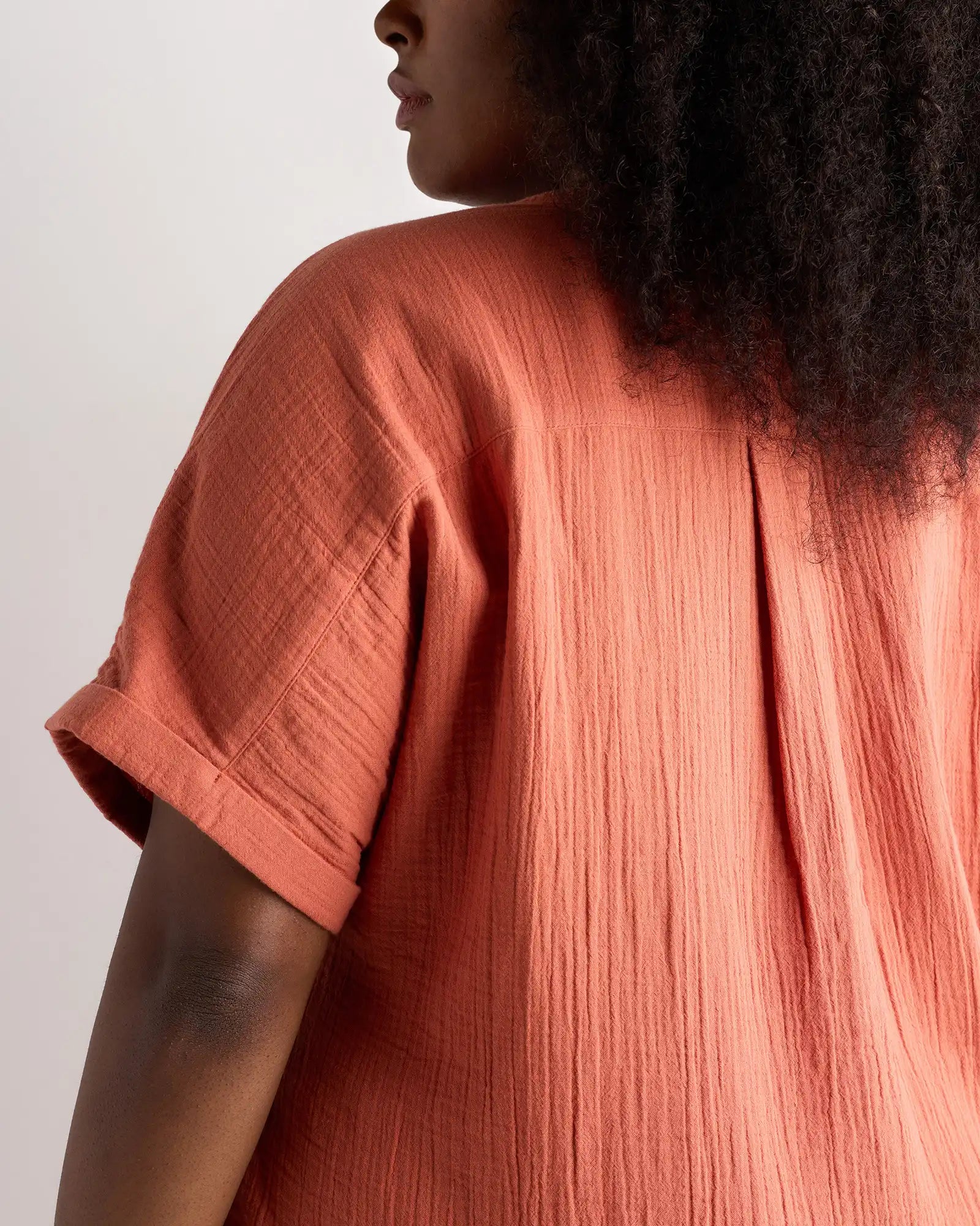 100% Organic Cotton Gauze Roll Sleeve Shirt