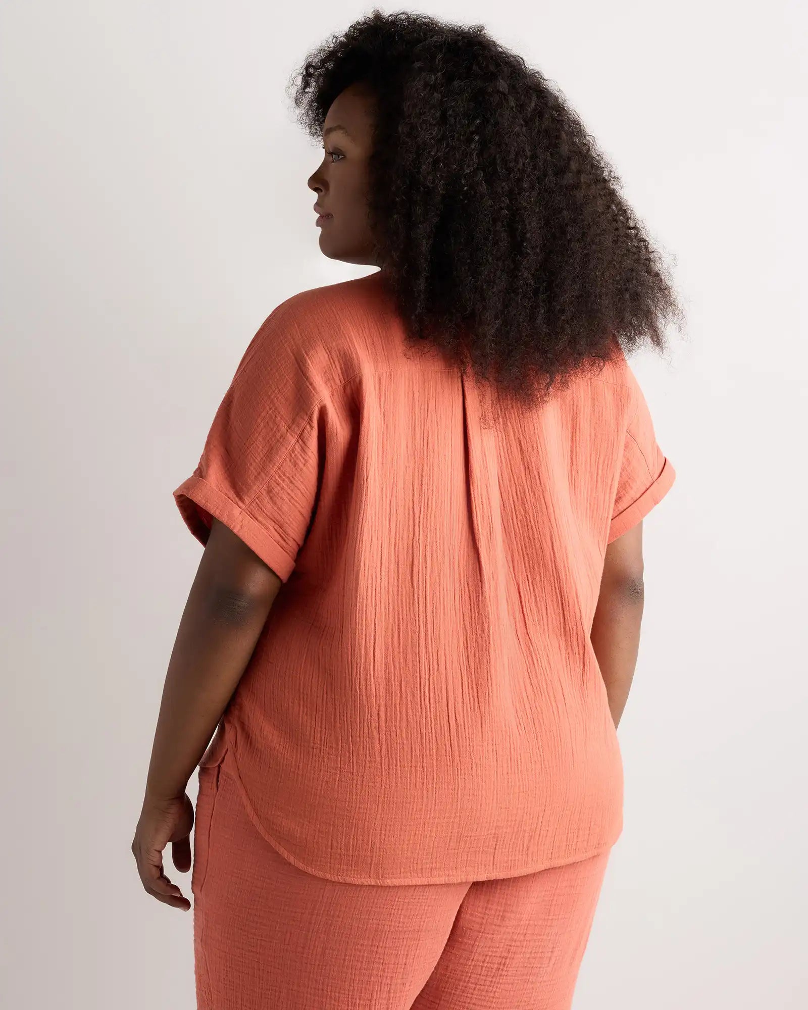 100% Organic Cotton Gauze Roll Sleeve Shirt