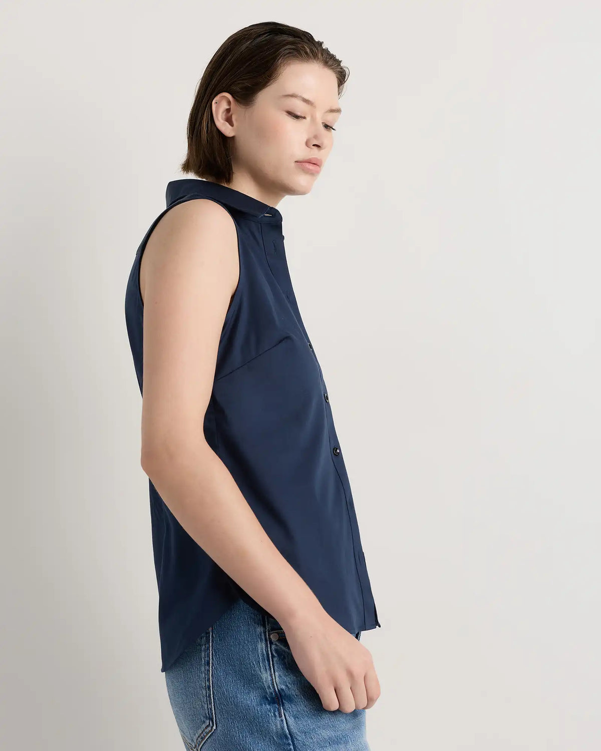 Organic Stretch Cotton Tailored Sleeveless Shirt