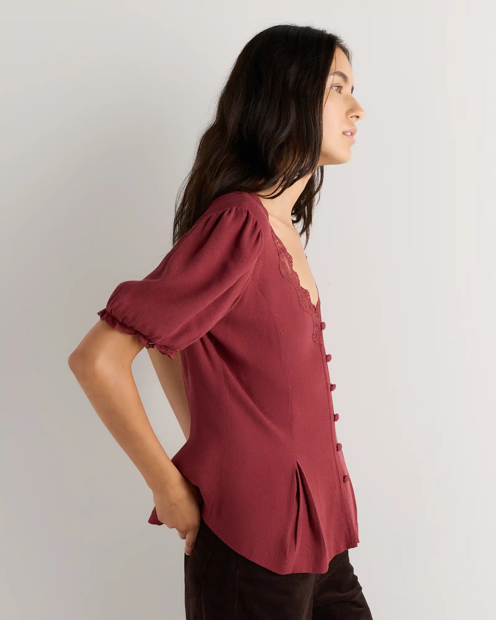 Lightweight Crepe Lace Puff Sleeve Blouse
